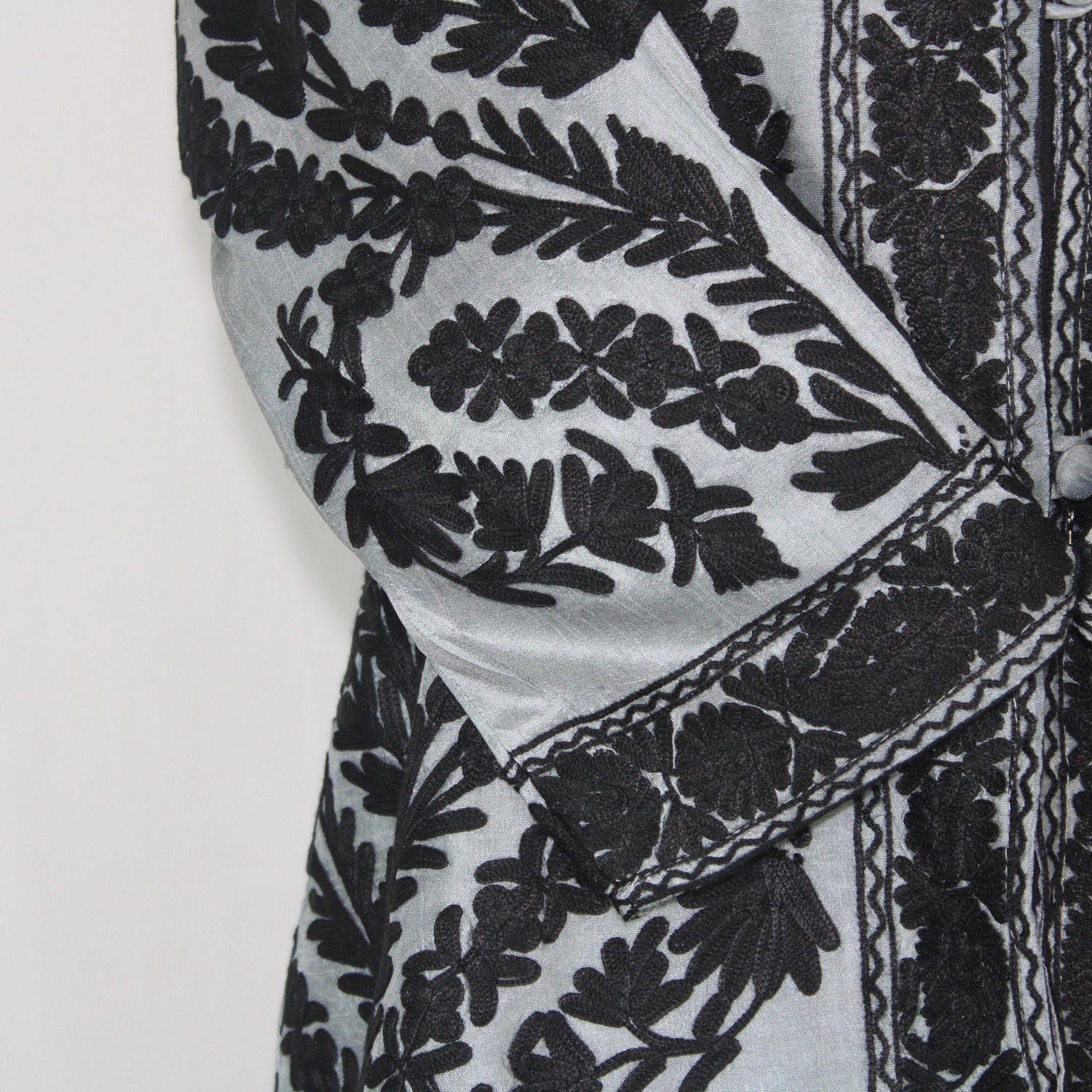 Kashmiri Jacket, embroidered silk jacket, short length coat, Bohemian Jacket, embroidered jacket, short embroidered coat, silk summer jacket - BATIN