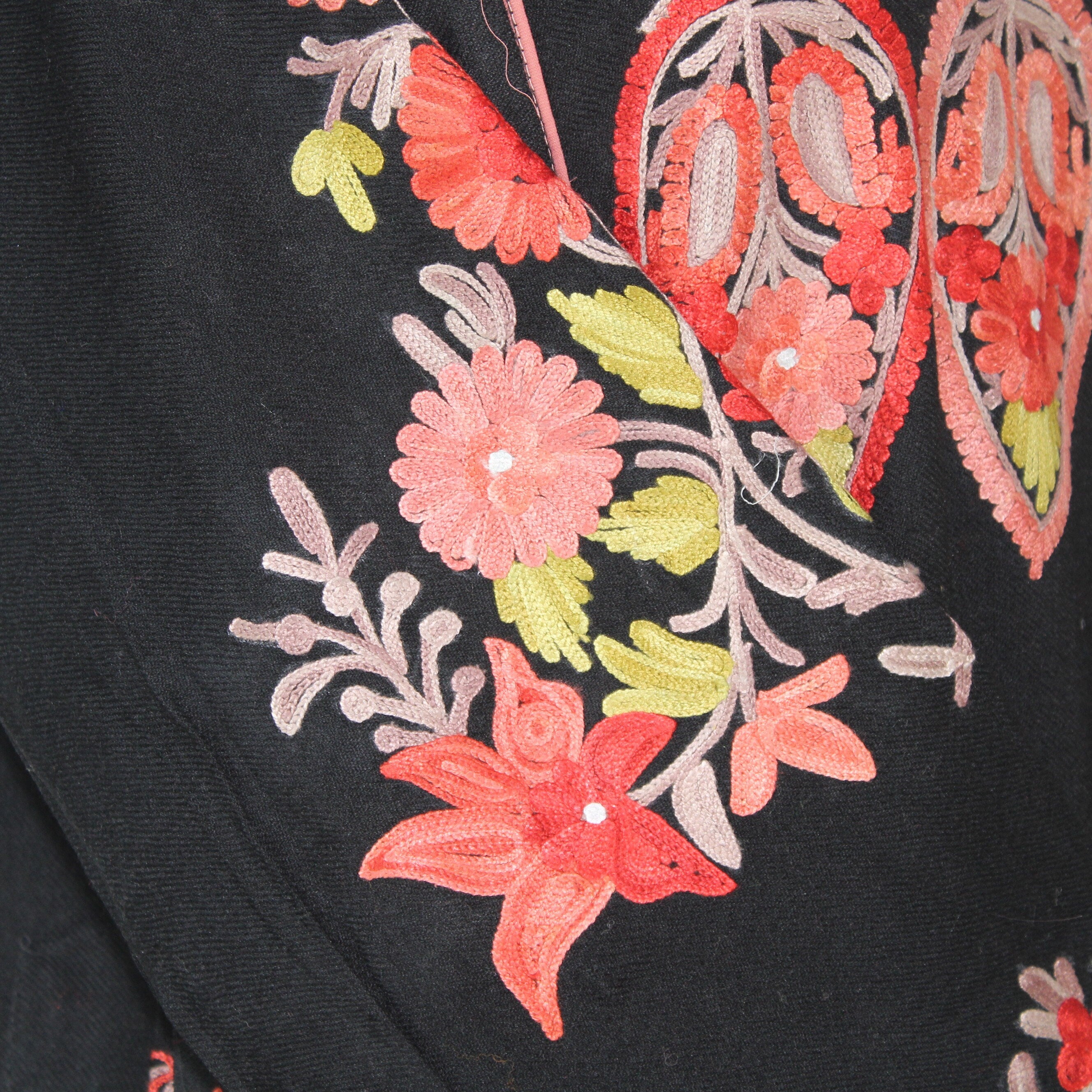 Kashmiri Pheran, Aari Embroidered Pheran, Women Tunics, Indian Kurtis, Ethnic Wear, Indo Western Wear, Traditional Pheran