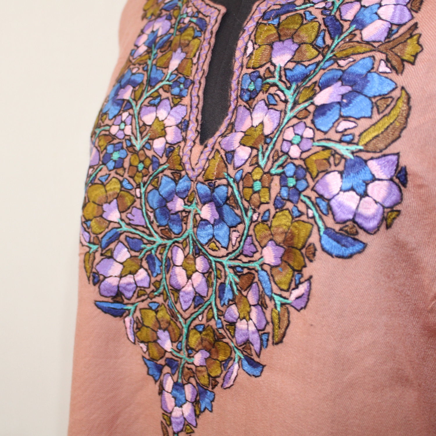 Cashmere paper mache Embroidered Kaftan, Kashmiri Kaftan, Women Caftan, Designer Kaftan, Handmade kaftan,