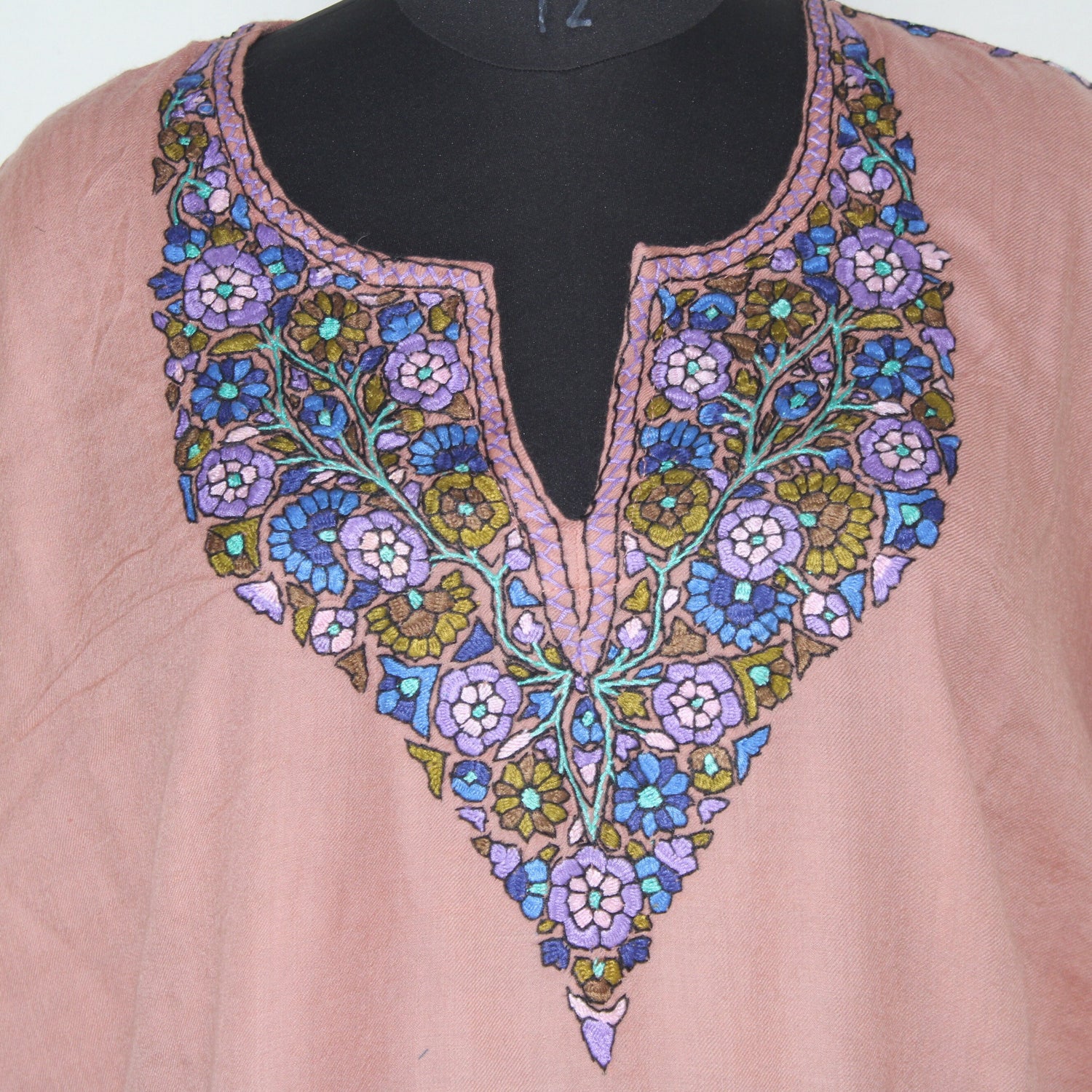Pashmina Kaftan, Cashmere Aari Embroidered Kaftan, Kashmiri Kaftan, Women Caftan, White Kaftan,