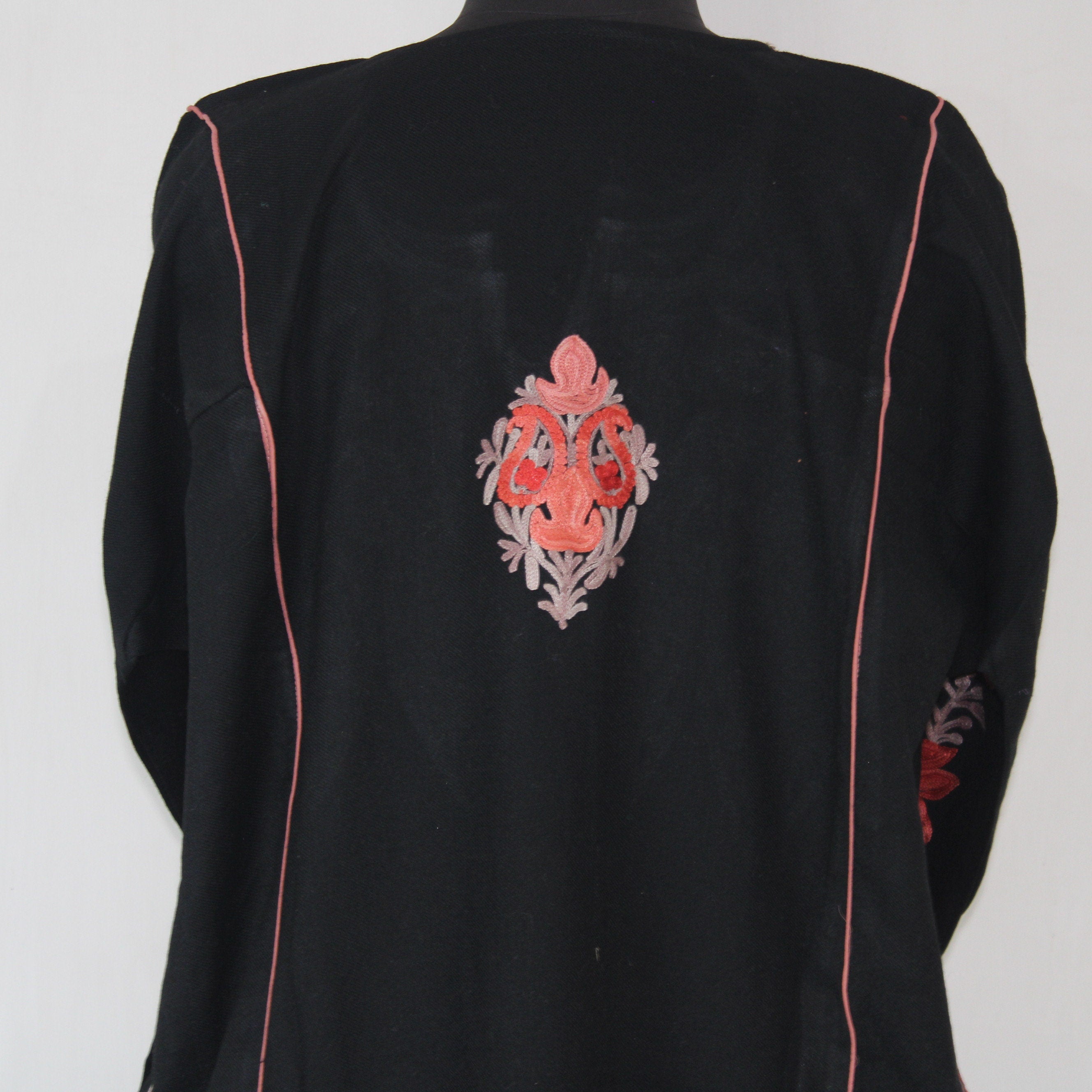 Kashmiri Pheran, Aari Embroidered Pheran, Women Tunics, Indian Kurtis, Ethnic Wear, Indo Western Wear, Traditional Pheran