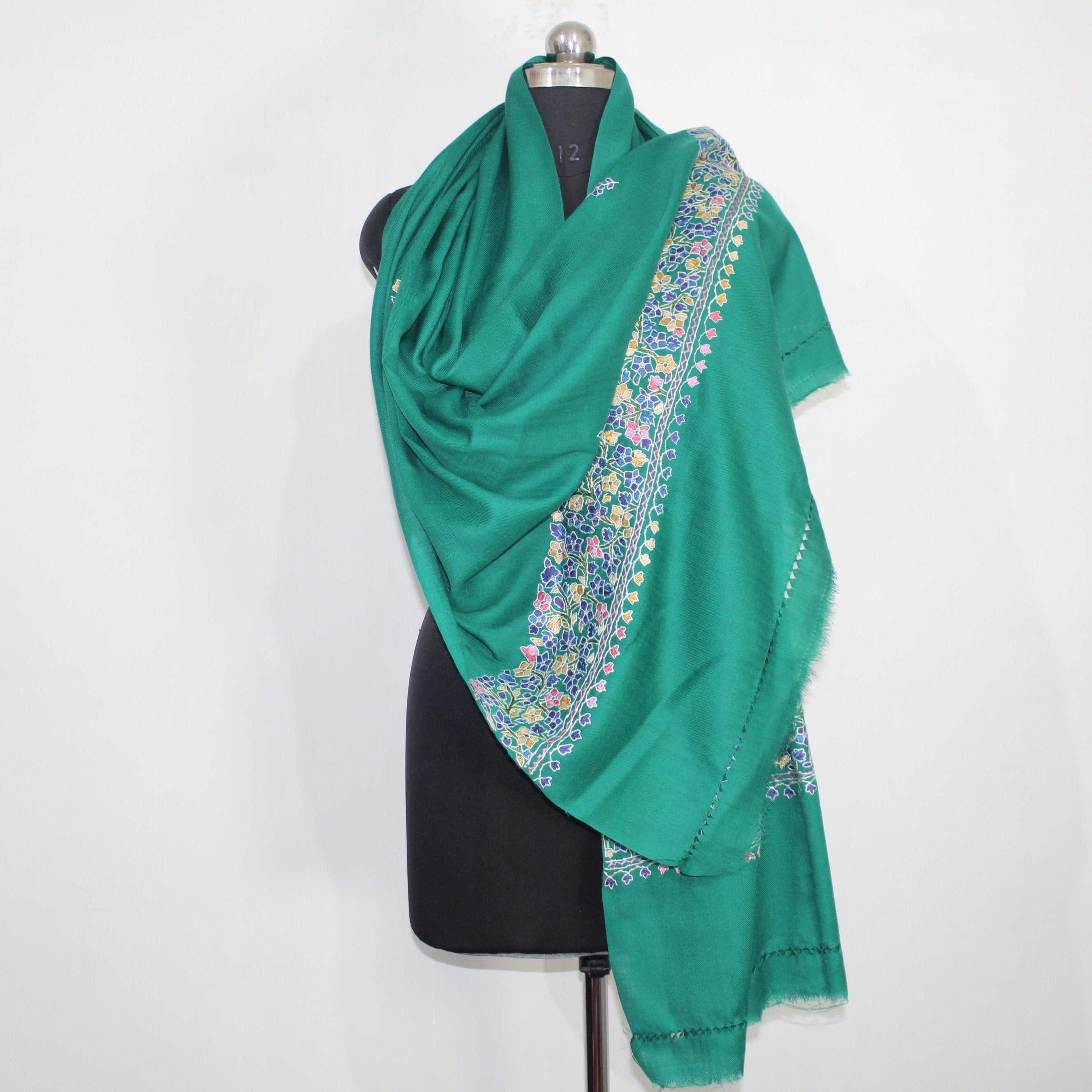 Kashmiri paper mache Embroidery Scarf, woolen Scarf, Kashmiri Handmade Stole/Wrap, handwork stole, Green Stole, 70cm * 200cm, - BATIN