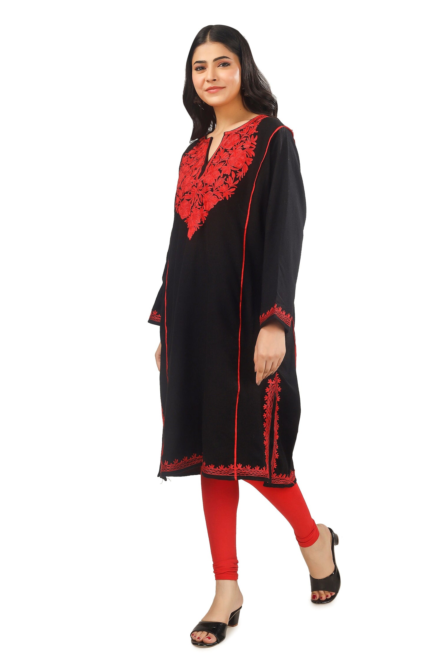 Kashmiri Pheran, Aari Embroidered Pheran, Women Tunics, Indian Kurtis, Ethnic Wear, Indo Western Wear, Traditional Pheran
