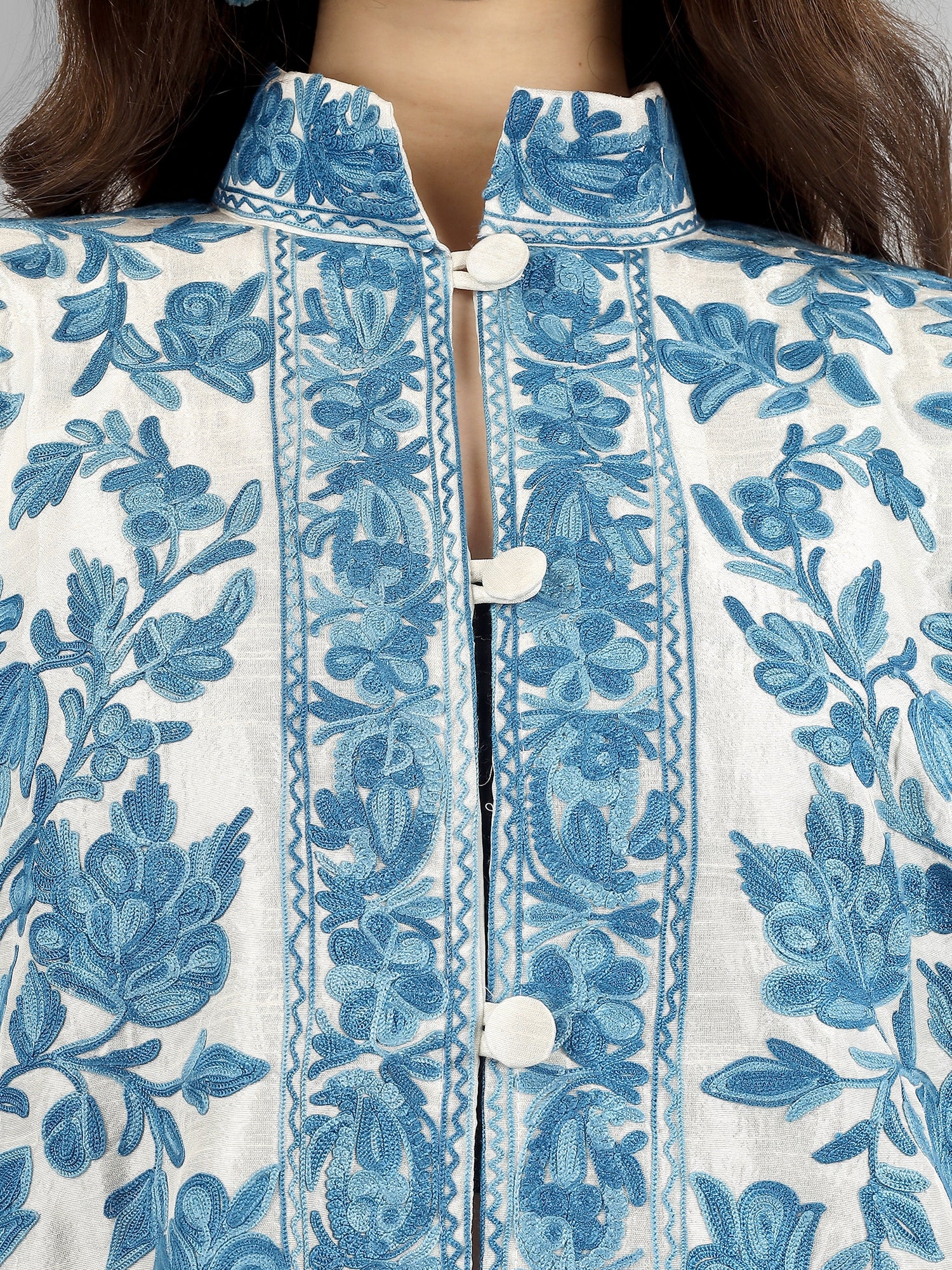Luxurious Kashmiri Embroidered Coat: Long wool Jacket for Boho Vibes BATIN