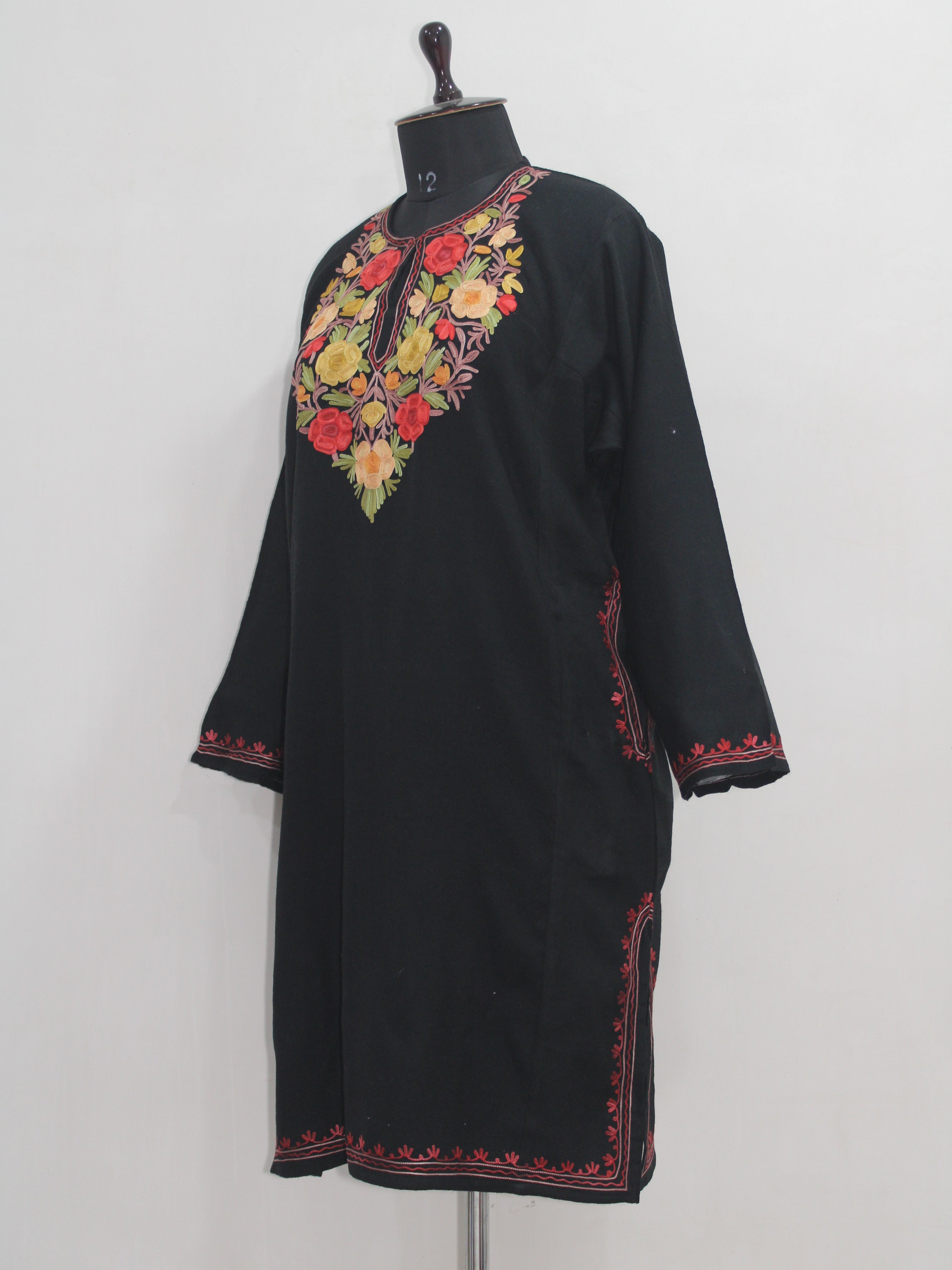 Kashmiri Pheran, Women Tunics, Indian Kurtis, Woolen Embroidered Pheran, Fine Merino Wool 42 Count (Raffal) Pheran
