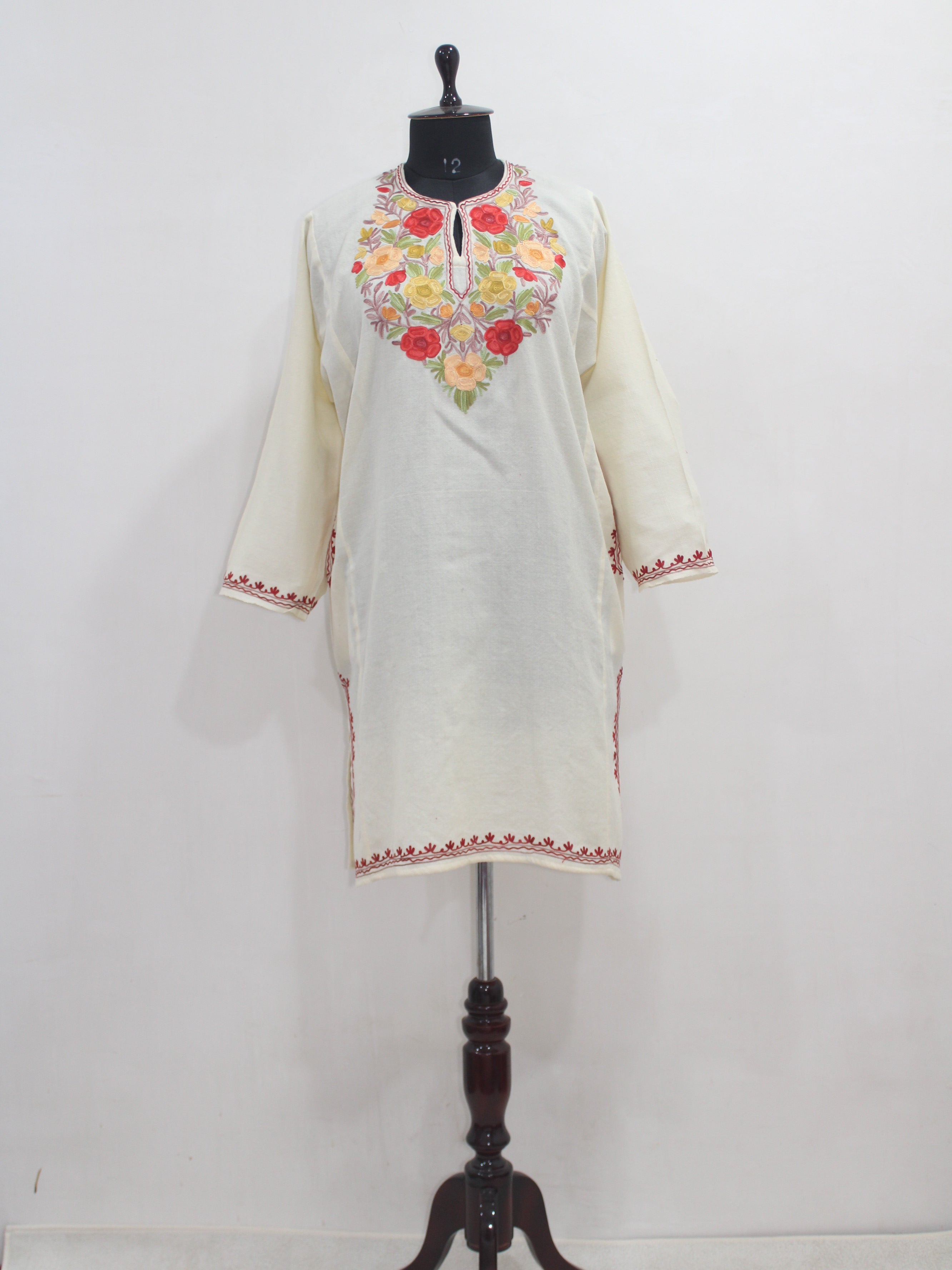Kashmiri Pheran, Women Tunics, Indian Kurtis, Woolen Embroidered Pheran, Fine Merino Wool 42 Count (Raffal) Pheran