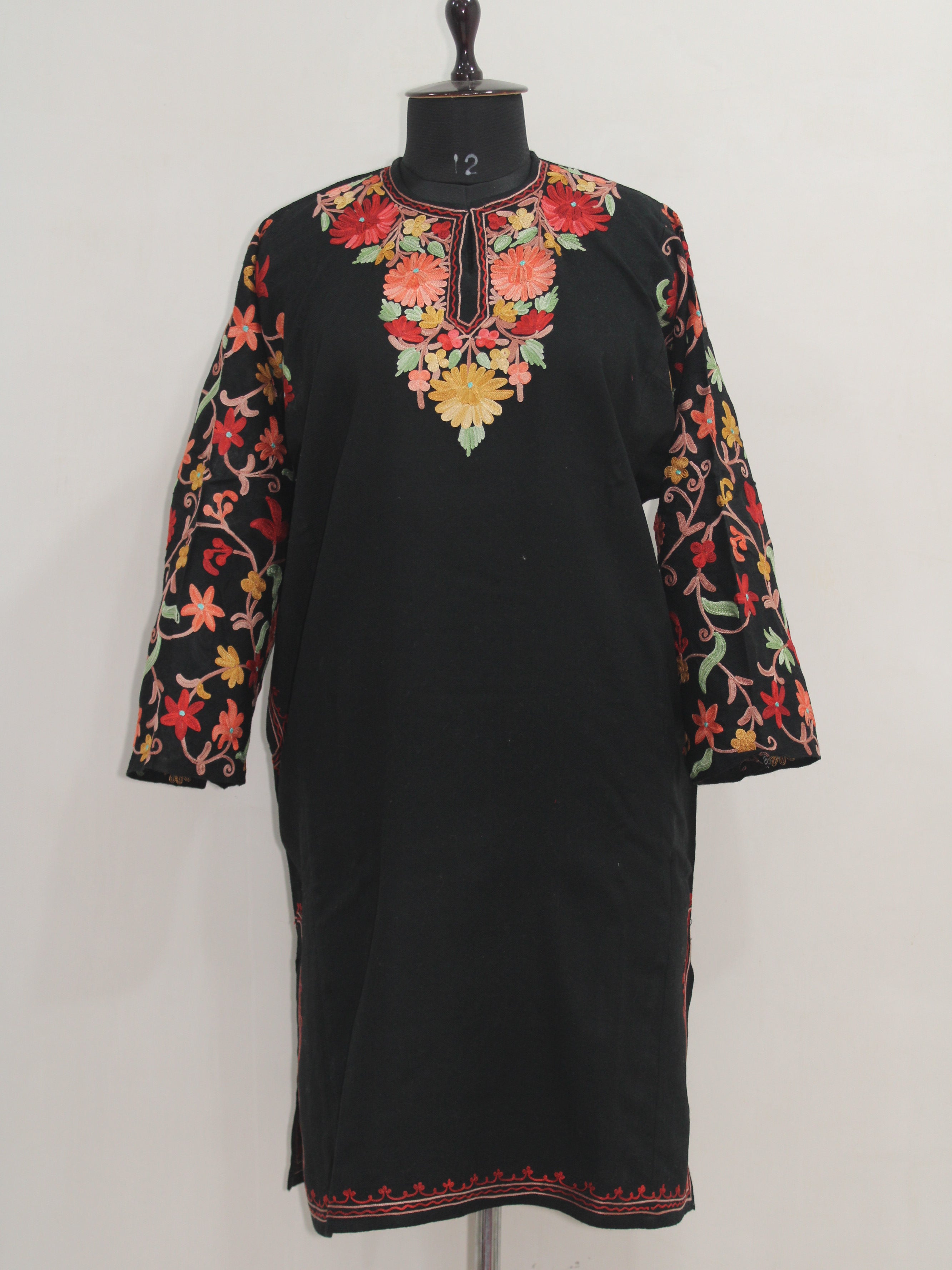 Kashmiri Pheran, Floral Embroidered Woolen Pheran, Women Tunics, Indian Kurtis, Fine Merino Wool 42 Count (Raffal) Poshkar Naaldhar/jaaldhar Pheran