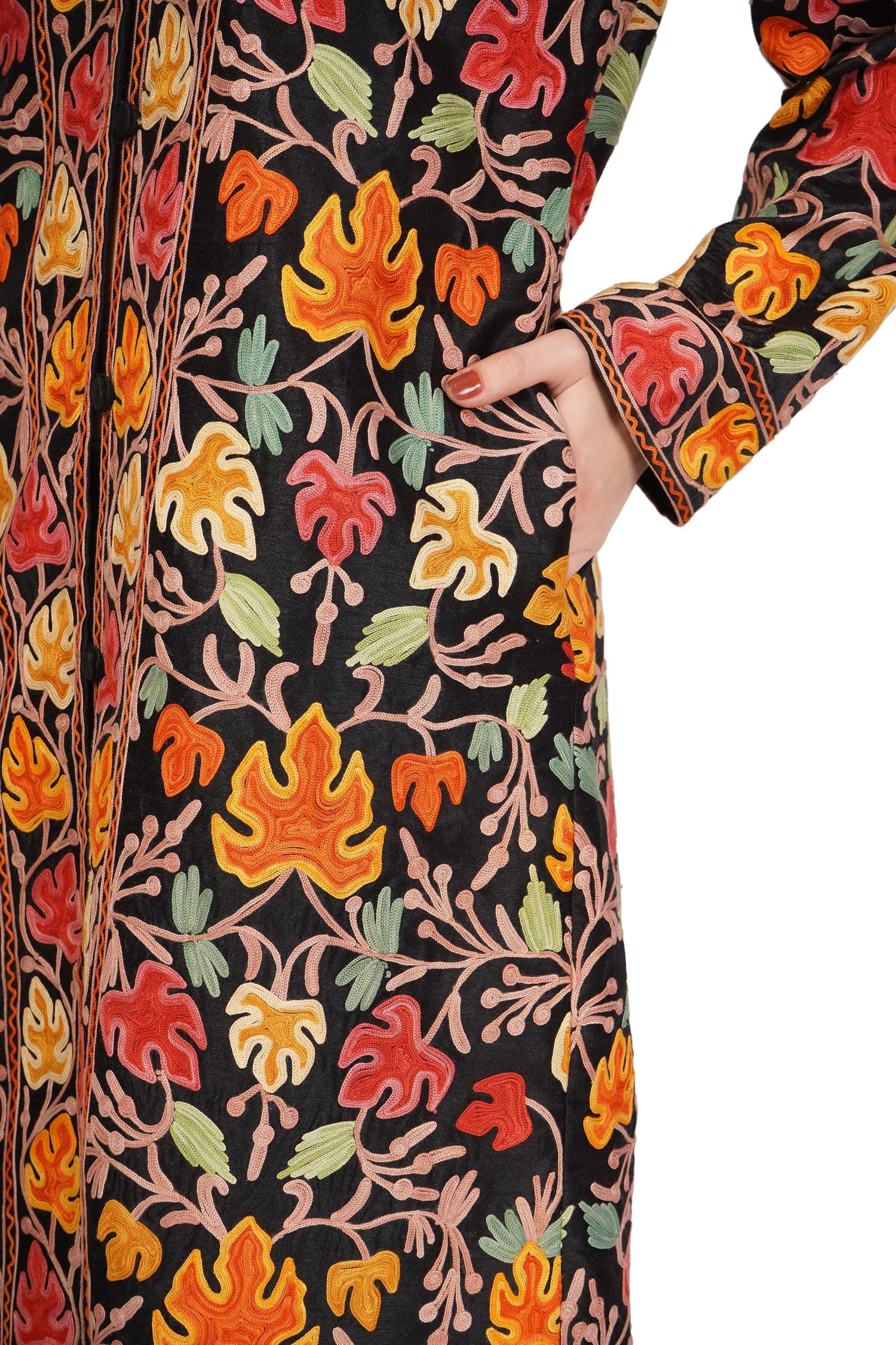 Luxurious Kashmiri Embroidered Coat: Long wool Jacket for Boho Vibes