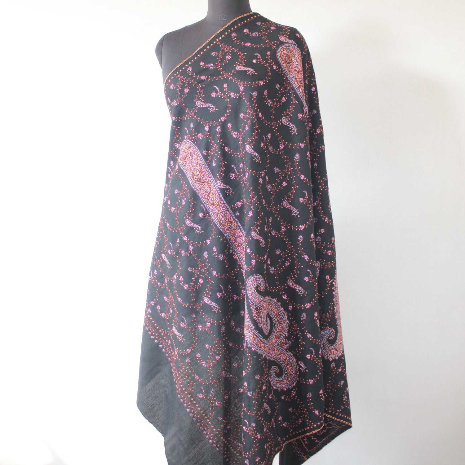Kashmiri sozni Embroidery Shawl, Woolen embroidered shawl, Kashmiri Shawl For Women, sozni shawl, black shawl,