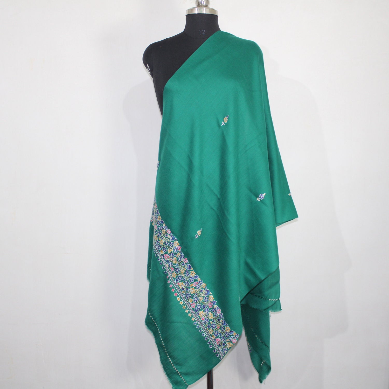 Kashmiri paper mache Embroidery Scarf, woolen Scarf, Kashmiri Handmade Stole/Wrap, handwork stole, Green Stole, 70cm * 200cm, - BATIN