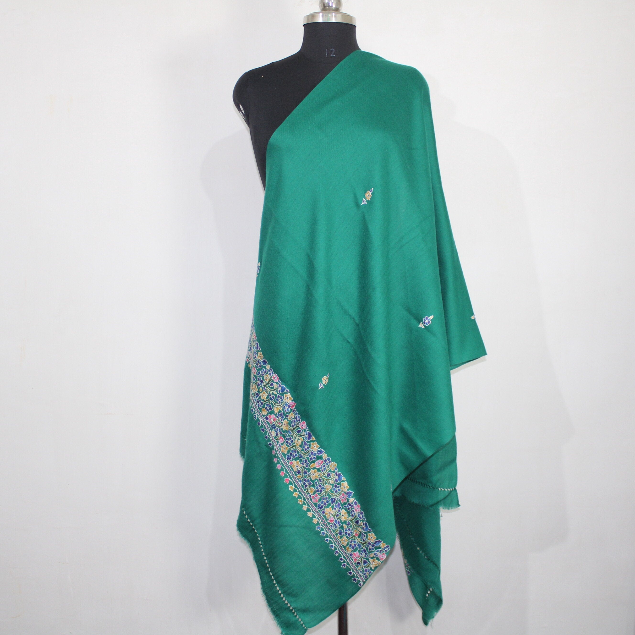 Kashmiri paper mache Embroidery Scarf, woolen Scarf, Kashmiri Handmade Stole/Wrap, handwork stole, Green Stole, 70cm * 200cm, - BATIN