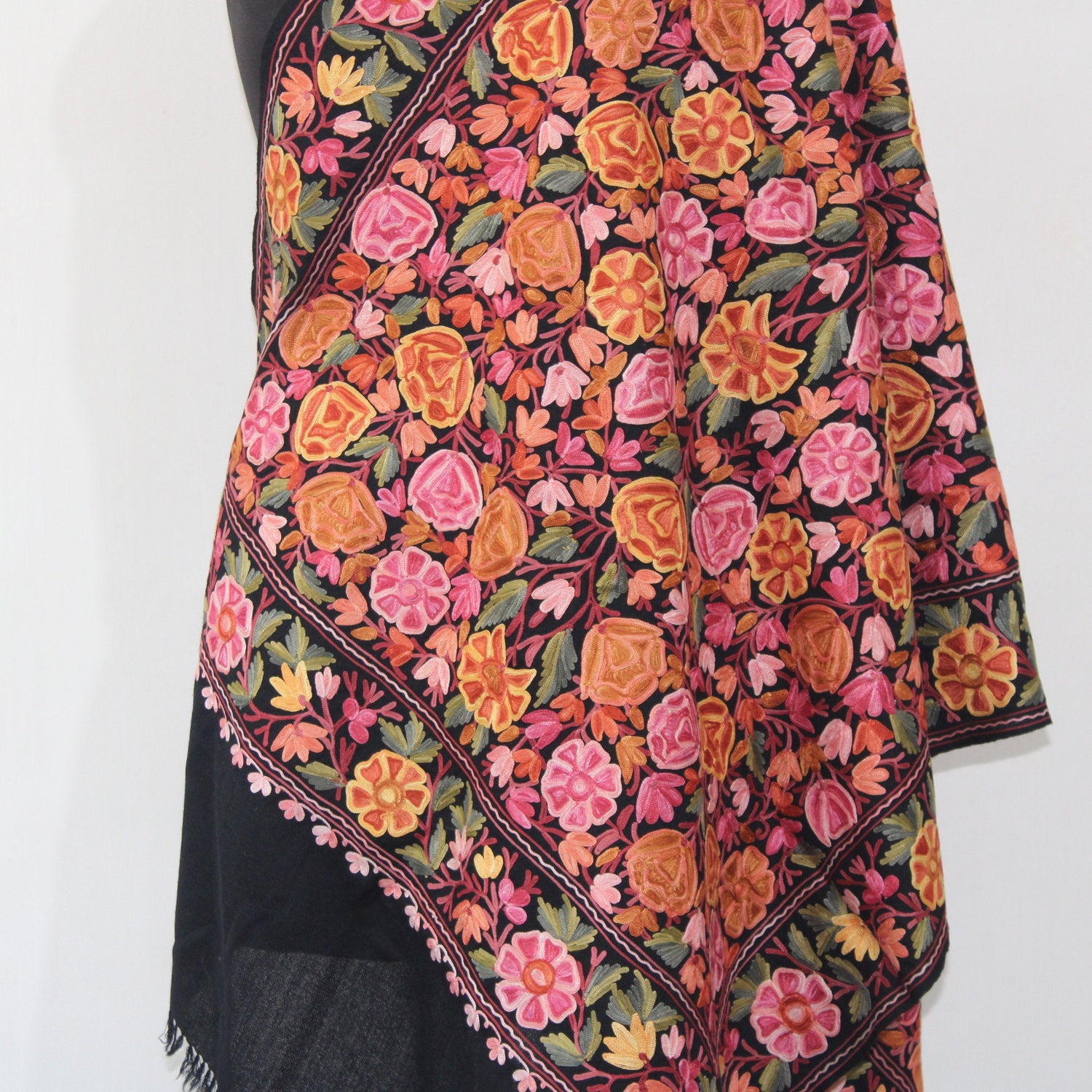 Handmade Kashmiri Merino Wool Stole, Intricate Aari Embroidery, Cozy Black Scarf