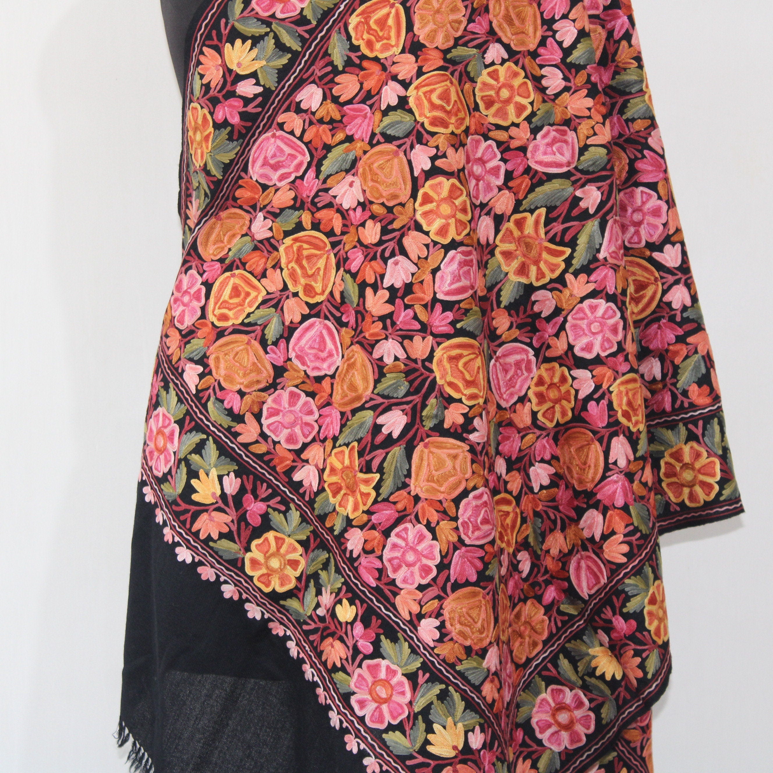 Handmade Kashmiri Merino Wool Stole, Intricate Aari Embroidery, Cozy Black Scarf