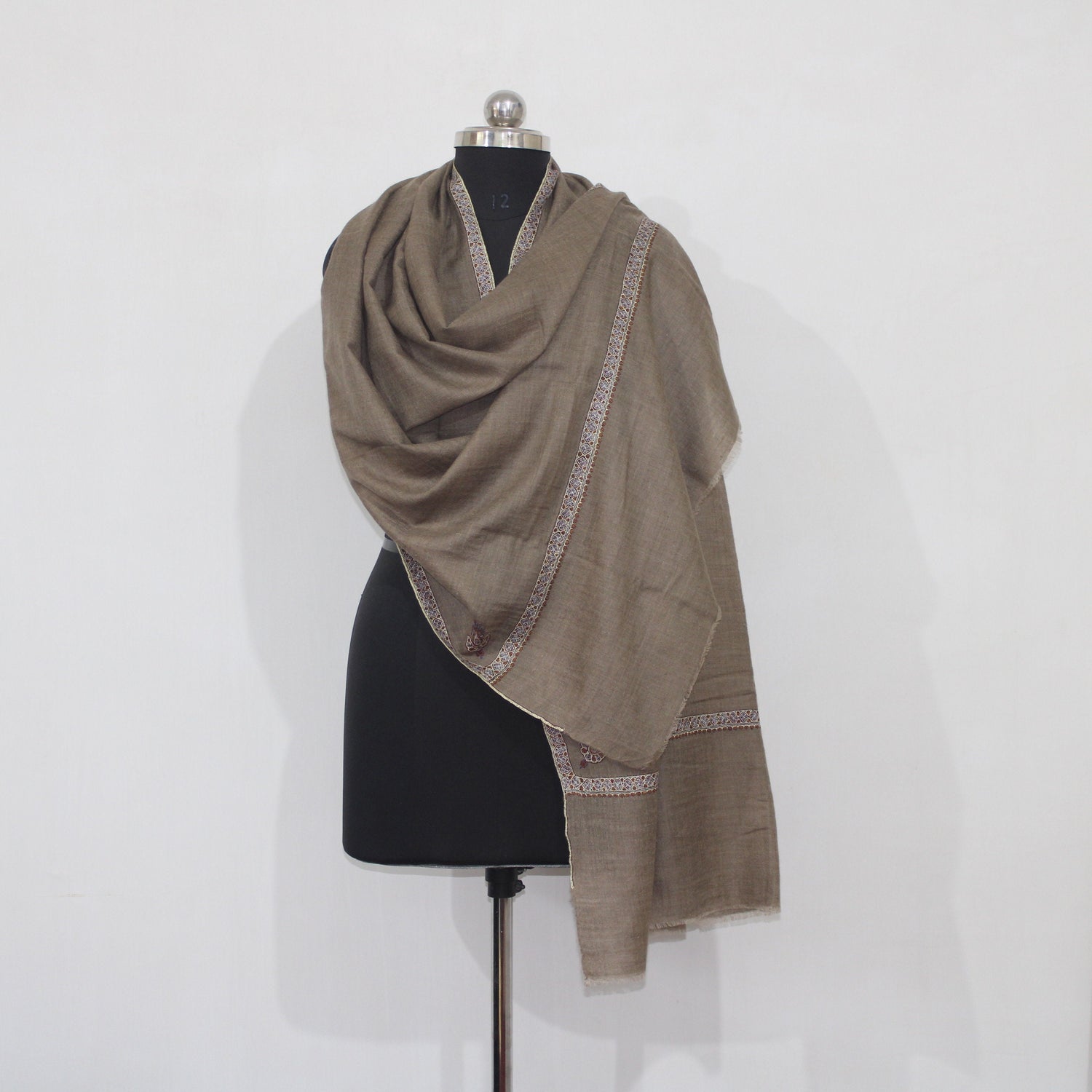 Hand Woven Pashmina Stole with Sozni Hand Embroidery, Pure Pashmina Hand Embroidered Scarf For Women - BATIN