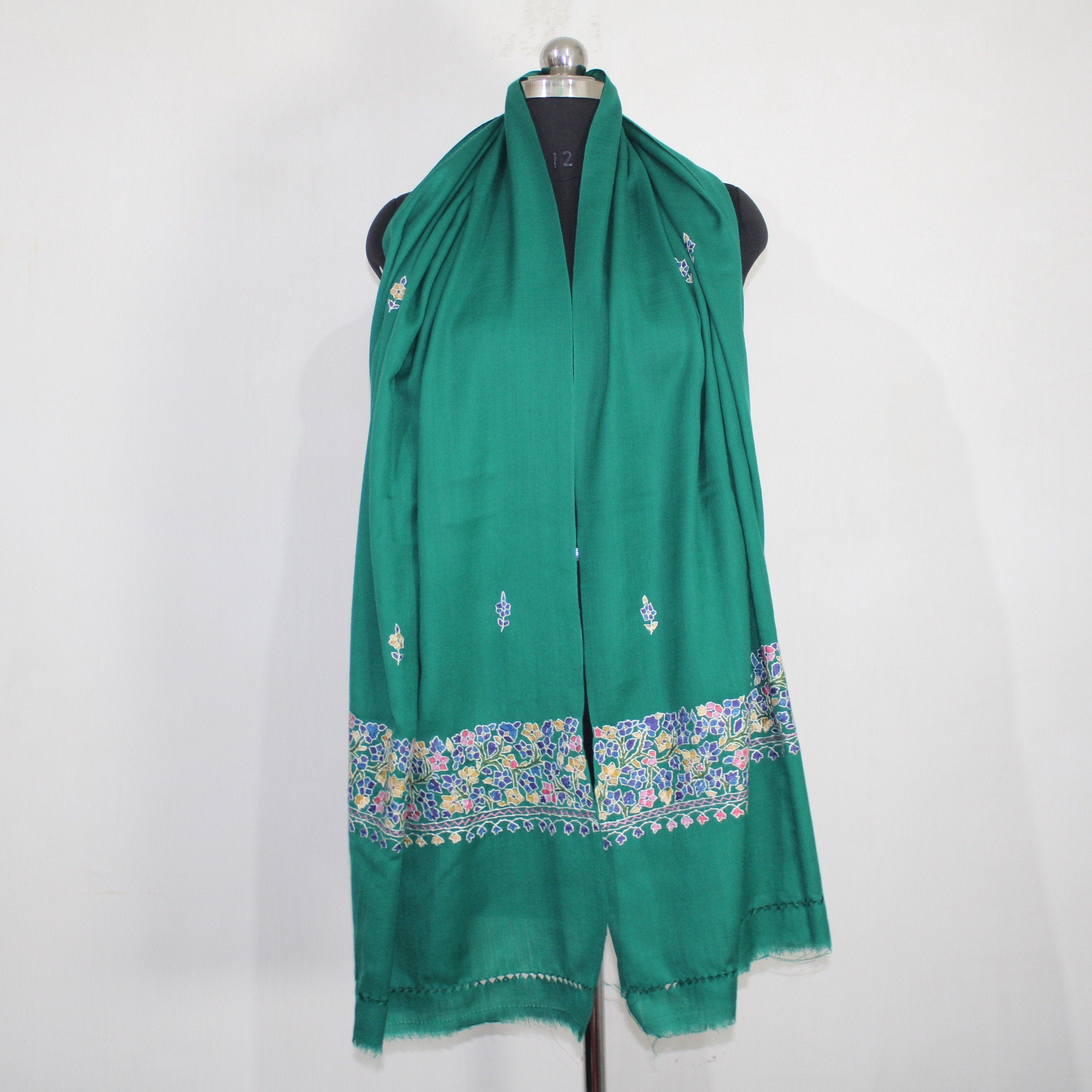 Kashmiri paper mache Embroidery Scarf, woolen Scarf, Kashmiri Handmade Stole/Wrap, handwork stole, Green Stole, 70cm * 200cm, - BATIN