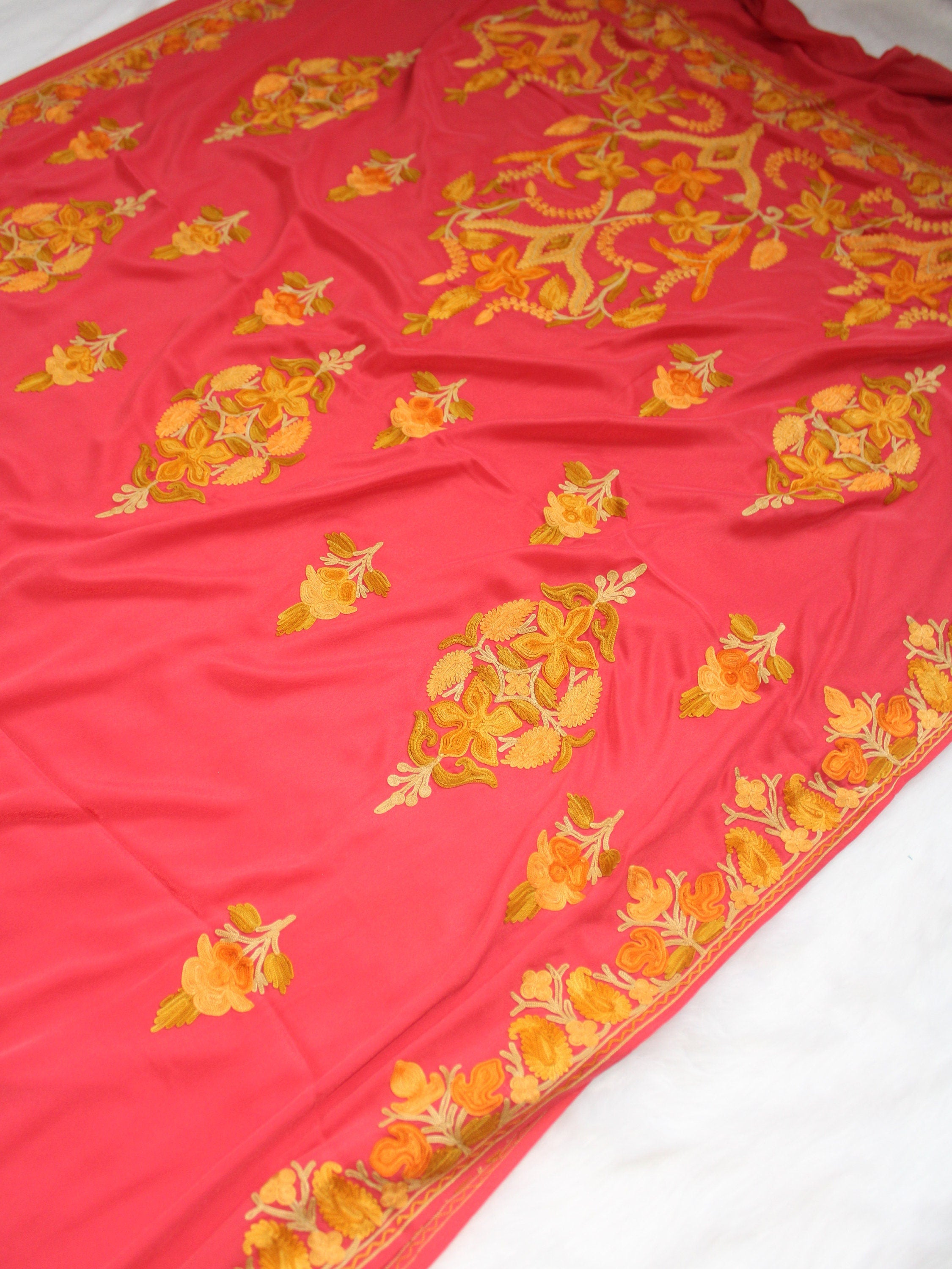 Handcrafted Kashmiri Saree - Exquisite Crepe Sari with Embroidery, Perfect for Women