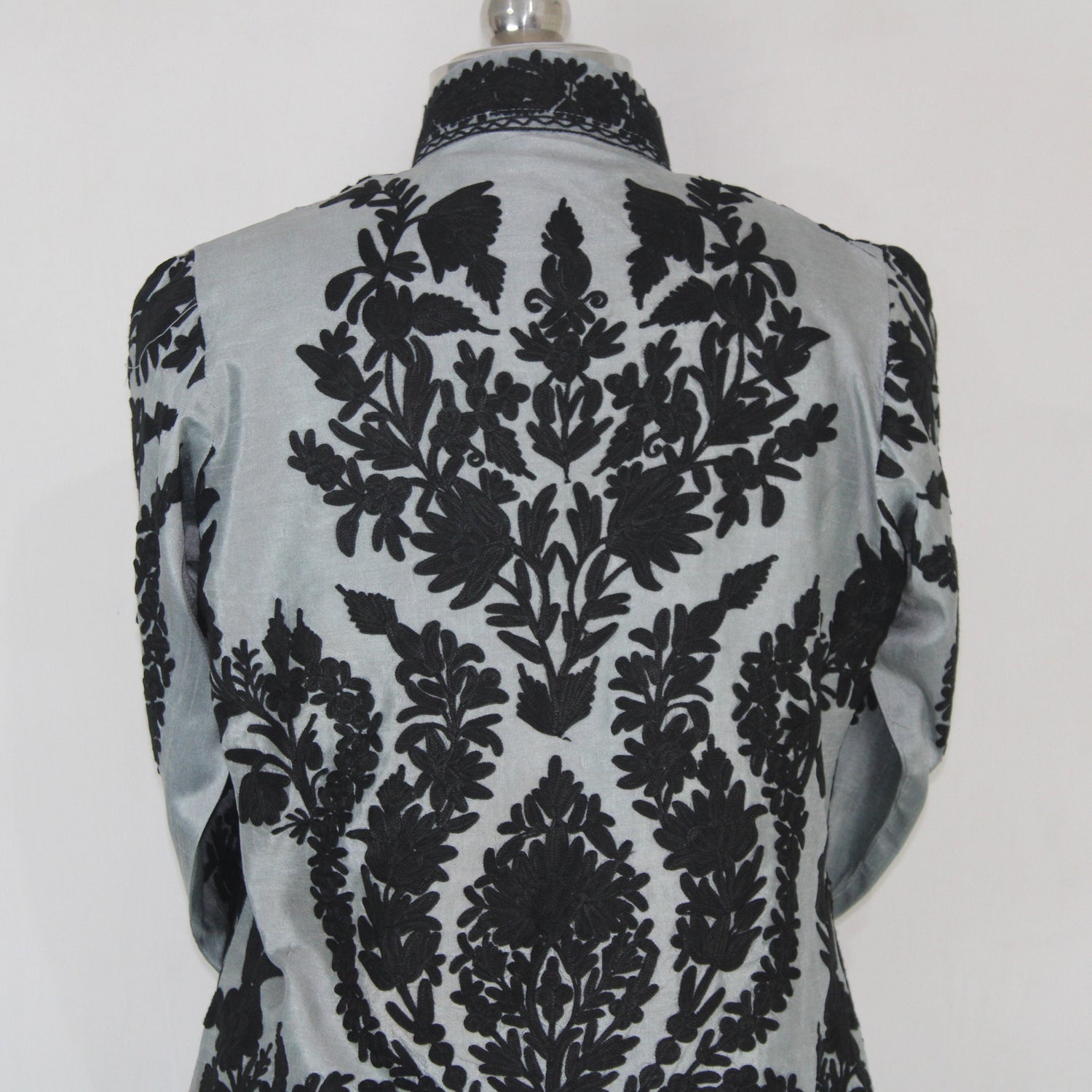 Kashmiri Jacket, embroidered silk jacket, short length coat, Bohemian Jacket, embroidered jacket, short embroidered coat, silk summer jacket - BATIN