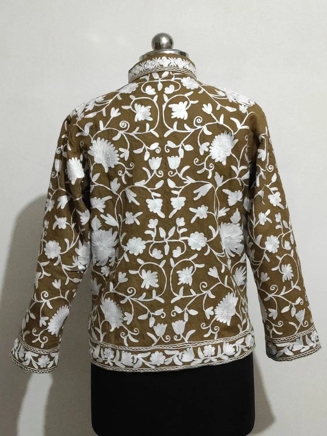 Kashmiri Jacket, Embroidered Wool Jacket, Short Length Coat, Bohemian Jacket, Embroidered Jacket, Short Embroidered Coat, Pashmina Jacket - BATIN