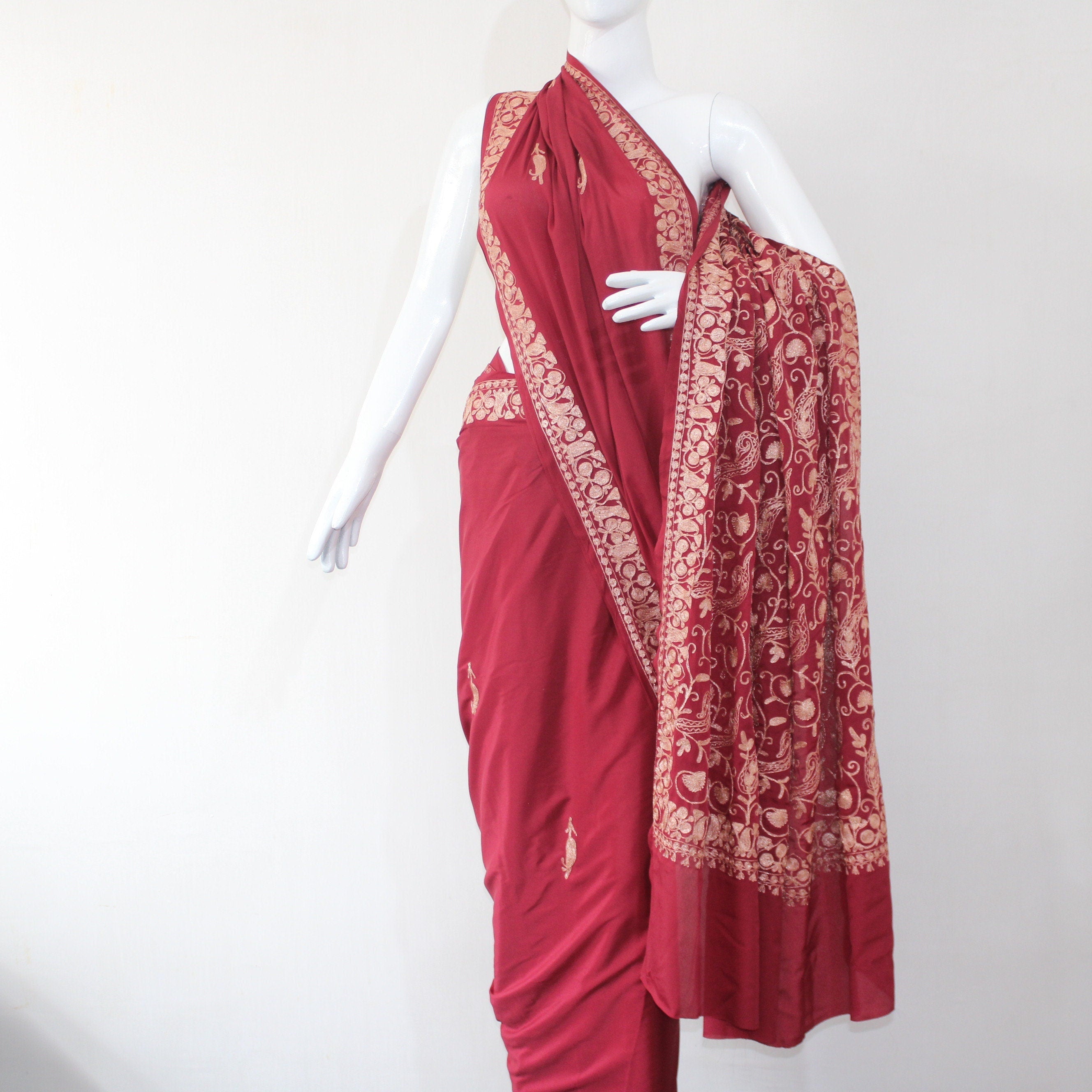 Kashmiri Saree, Embroidered Crepe Saree With Blouse, Kashmiri Sari, Indian Saree For Womens, Tilla Saree, BATIN® BATIN