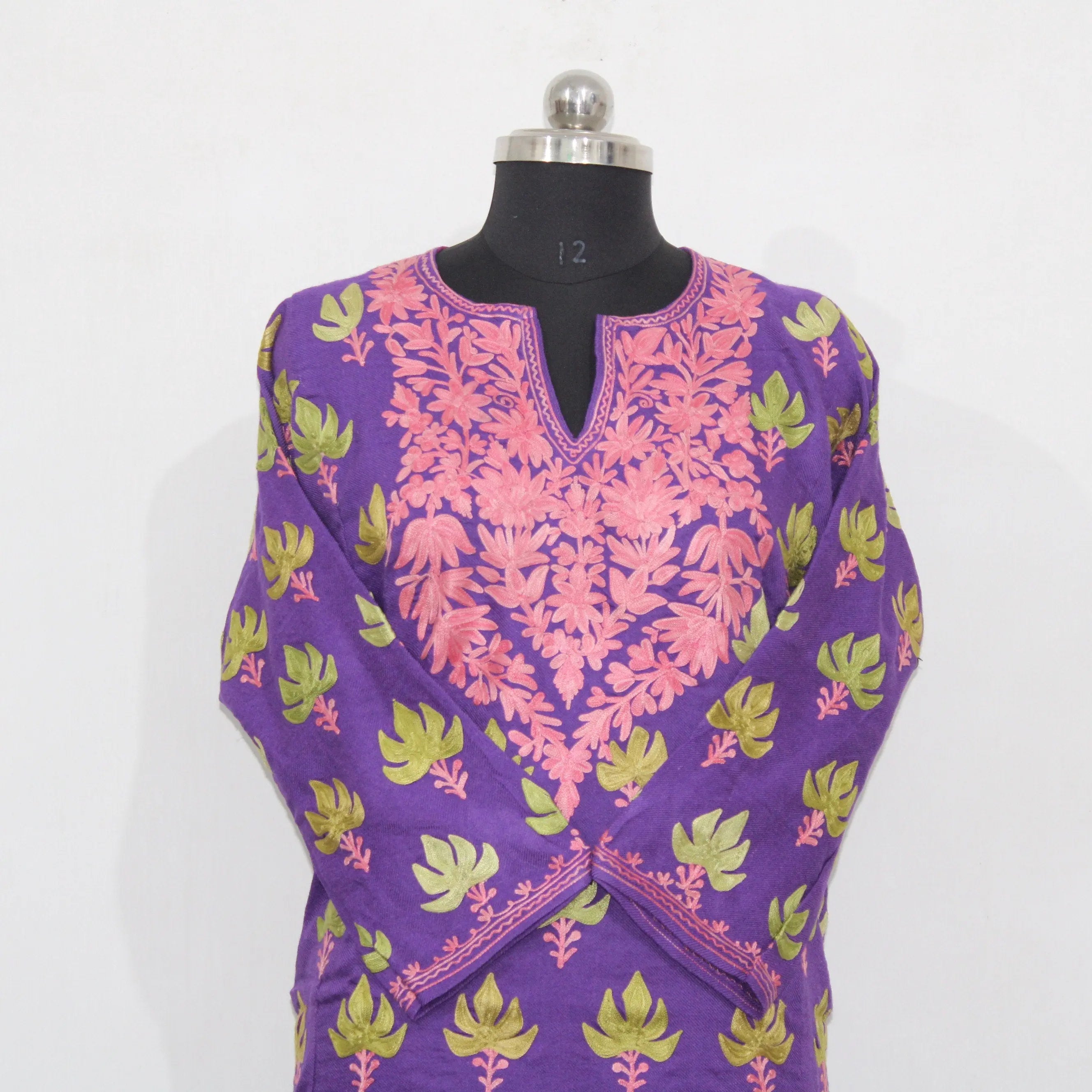 Kashmiri Pheran, Aari Embroidered Pheran, Women Tunics,Indian Kurtis,Ethnic Wear, Vintage Kurta,Indo Western Wear,Traditional Pheran, BATIN® BATIN
