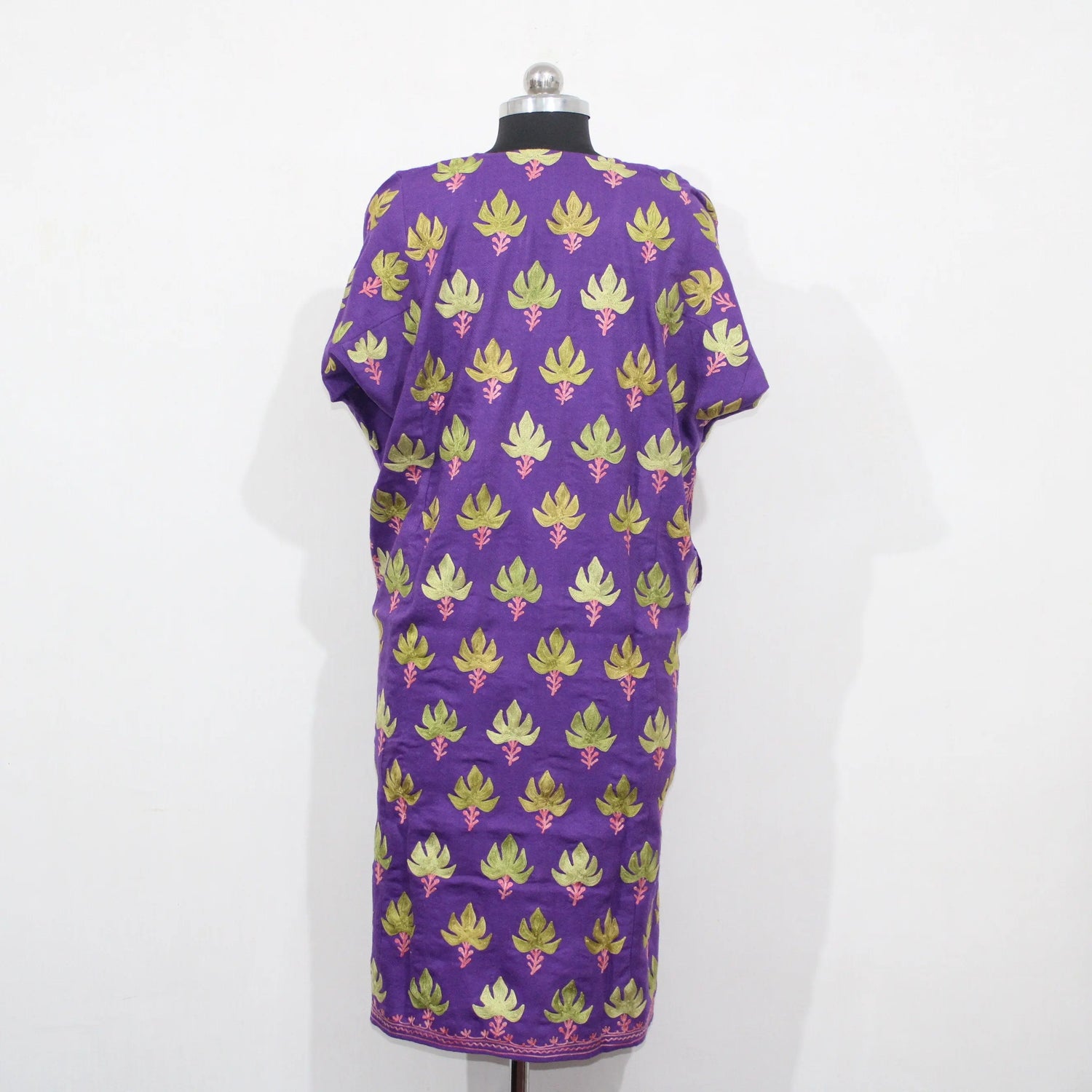 Kashmiri Pheran, Aari Embroidered Pheran, Women Tunics,Indian Kurtis,Ethnic Wear, Vintage Kurta,Indo Western Wear,Traditional Pheran, BATIN® BATIN