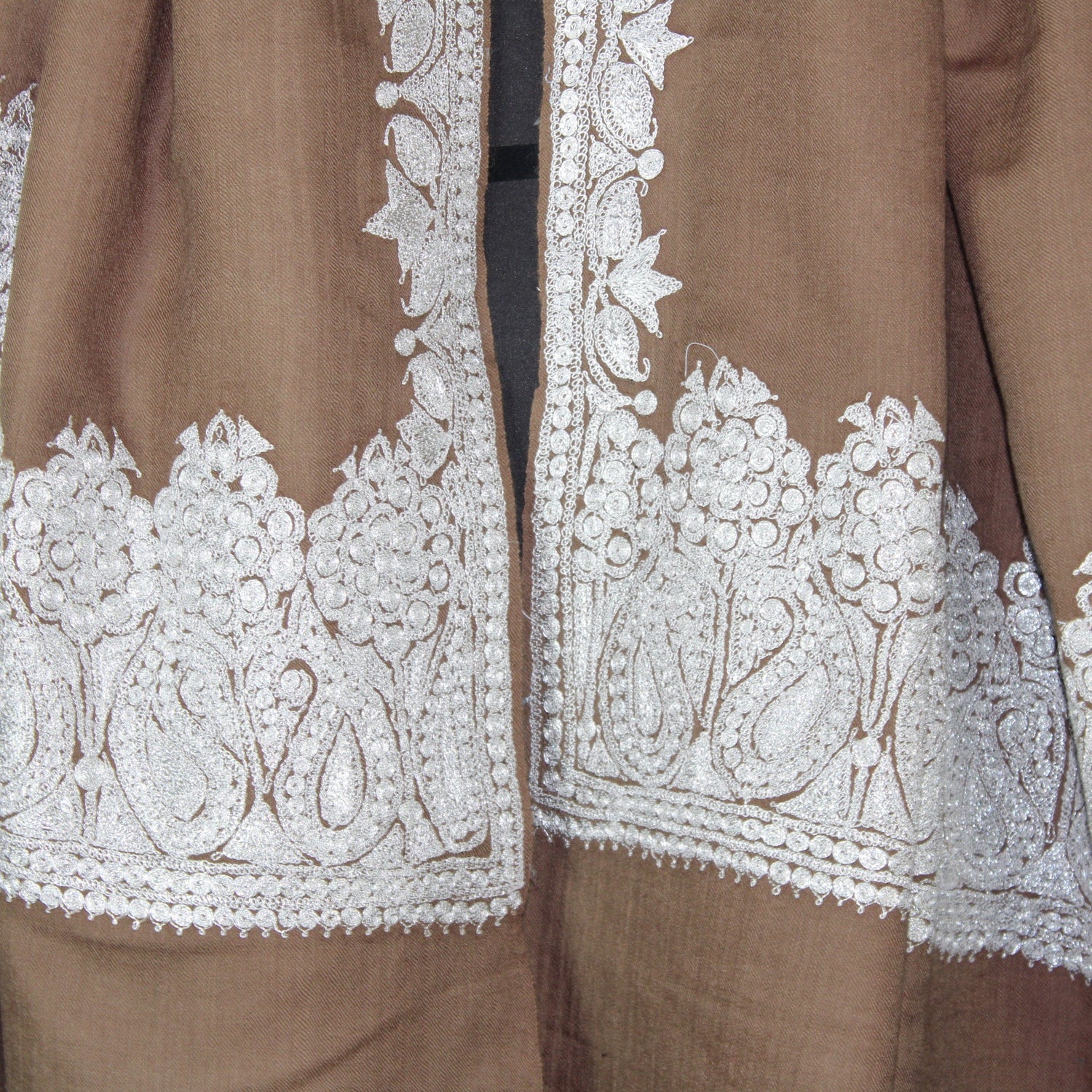 Kashmiri Merino Wool Shawl: Beige Tilla Embroidery - BATIN