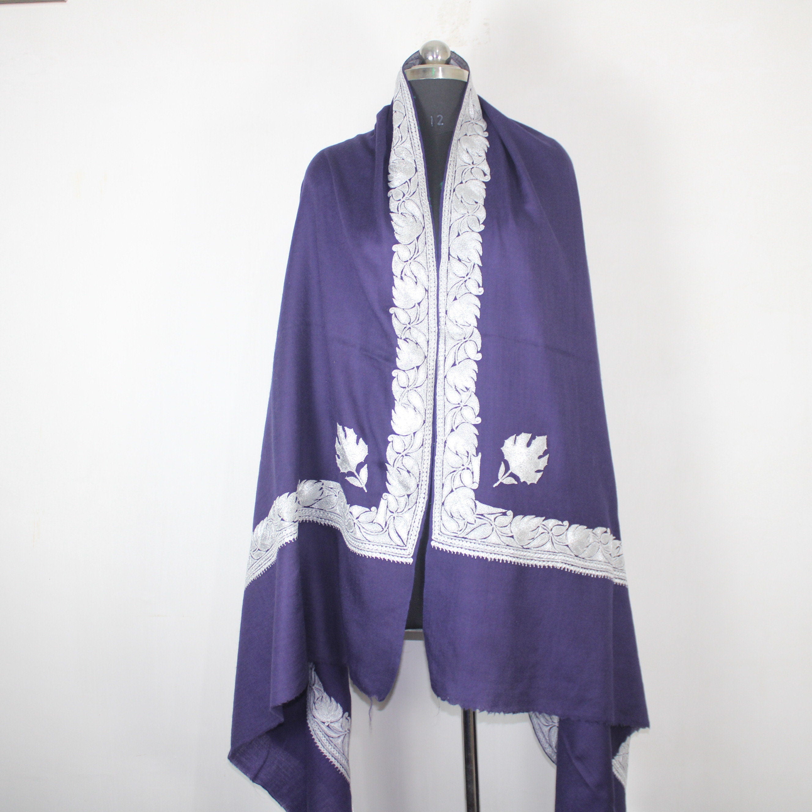 Kashmiri Merino Wool Shawl: Hand-Embroidered Tilla/Zari Design BATIN