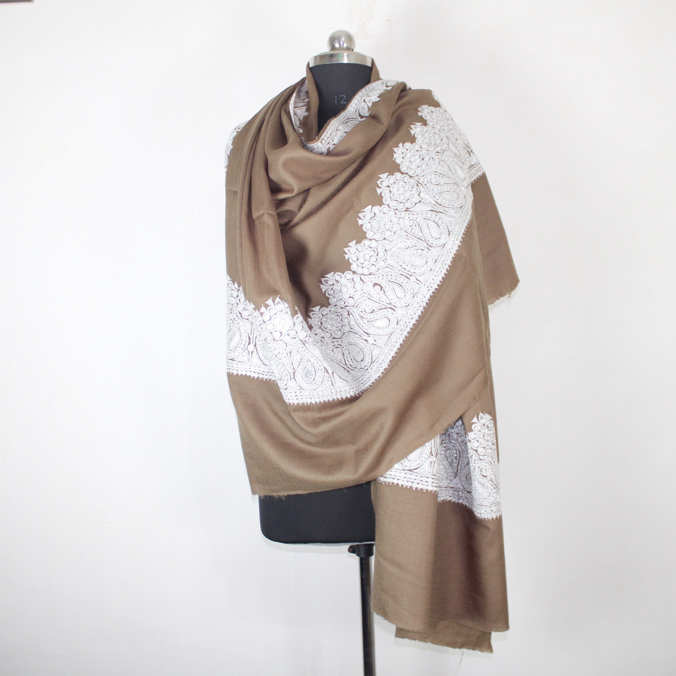 Kashmiri Merino Wool Shawl: Beige Tilla Embroidery BATIN