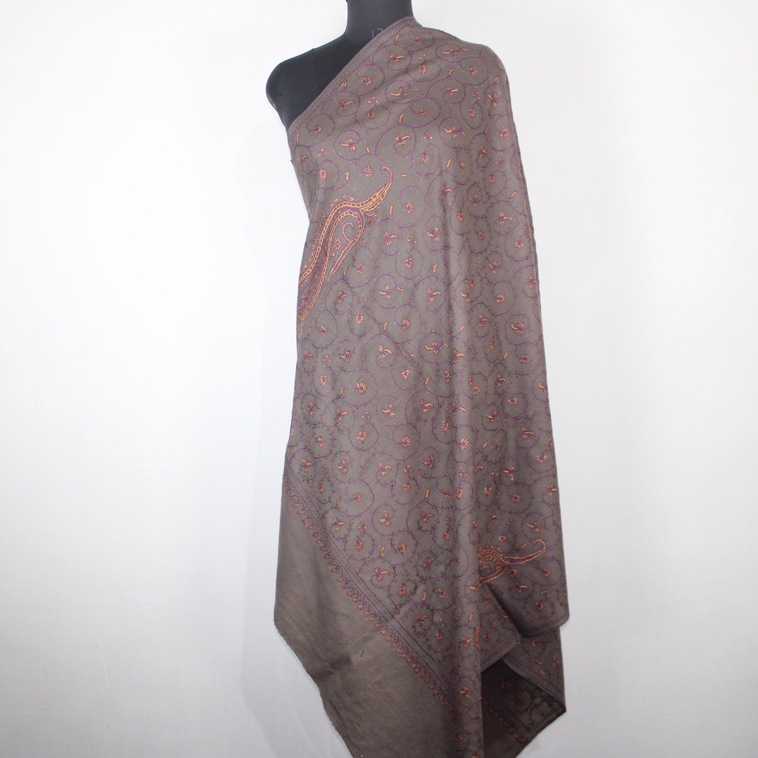 Kashmiri Sozni Embroidery Shawl: Fine Merino Wool Beige Wrap BATIN