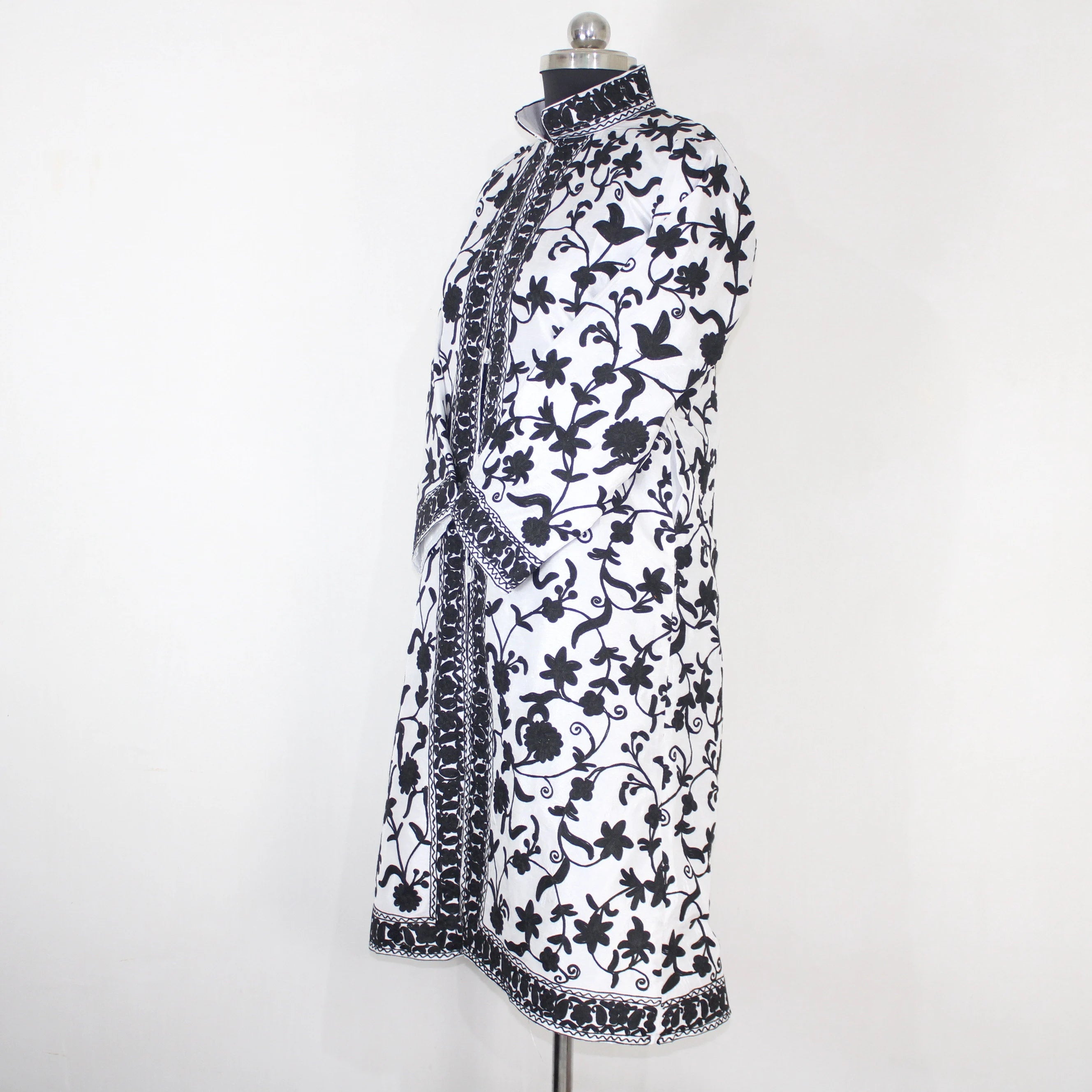 Bohemian Silk Jacket: Kashmiri Embroidered Coat for Women BATIN