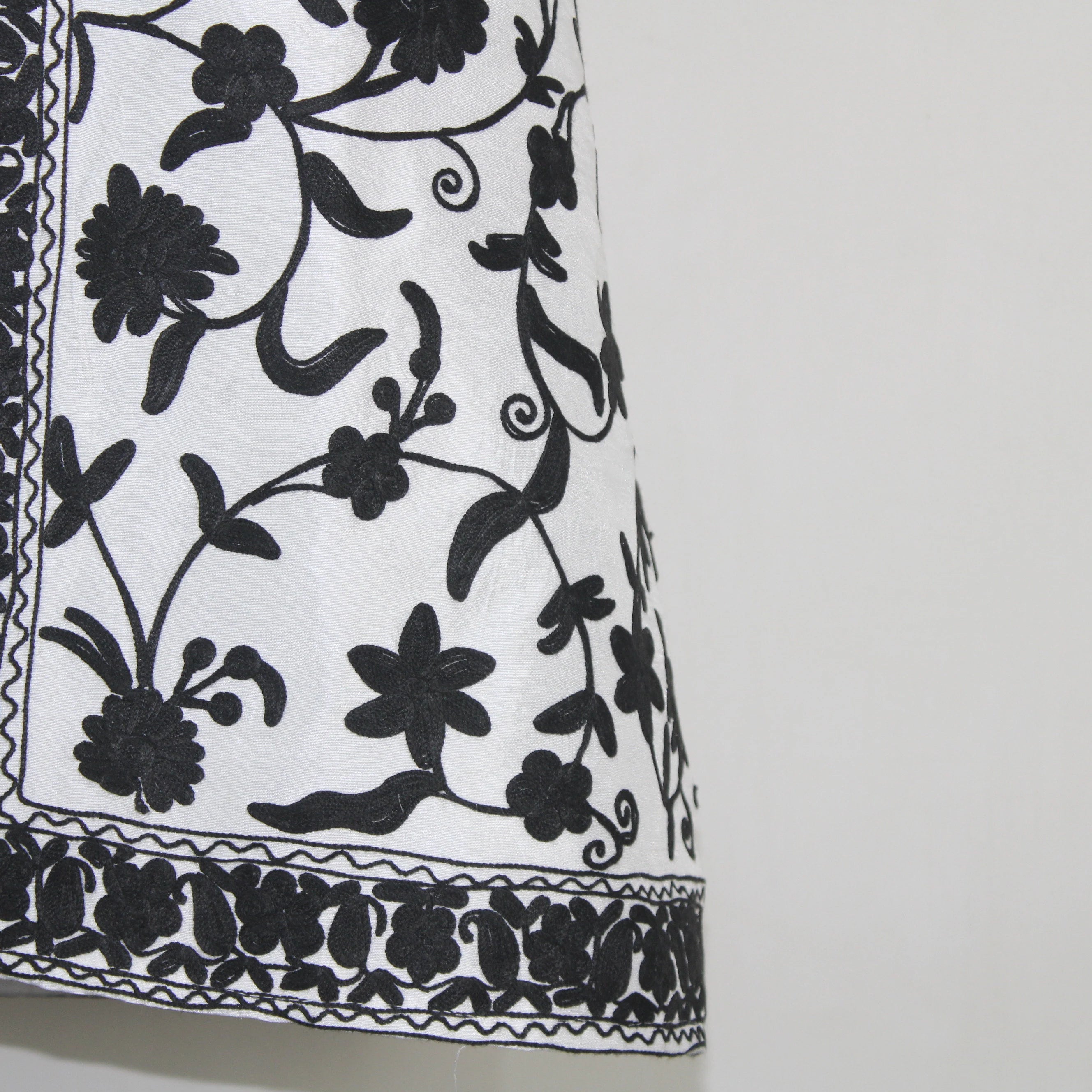 Bohemian Silk Jacket: Kashmiri Embroidered Coat for Women BATIN