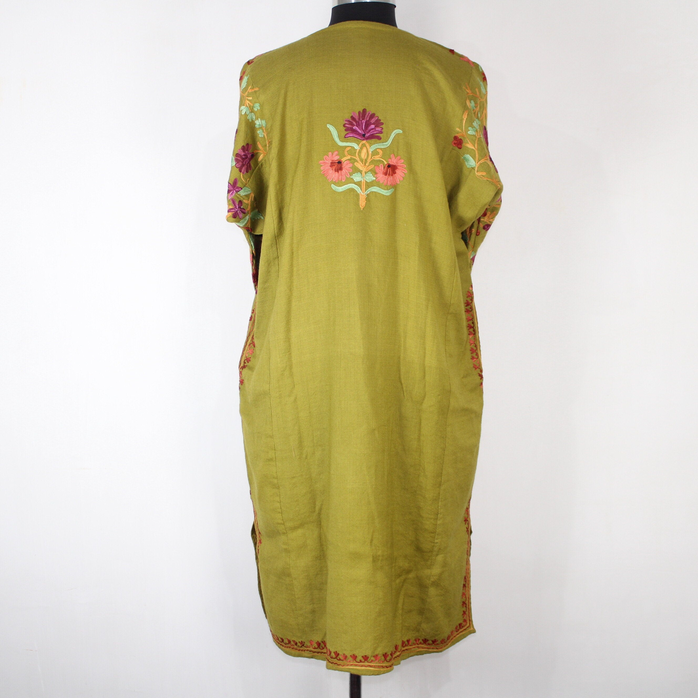 Handmade Merino Wool Kashmiri Pheran: Aari Embroidered Tunic BATIN