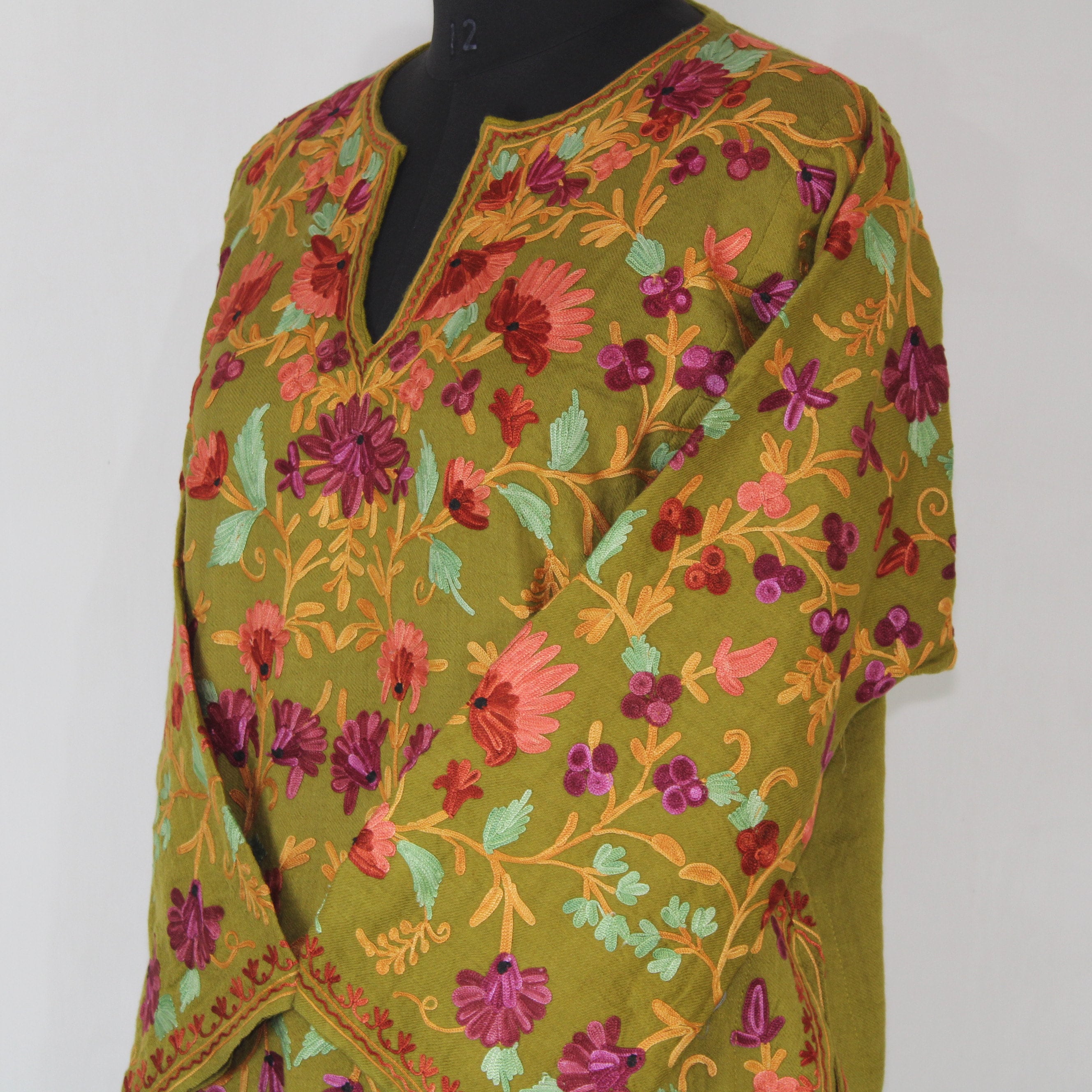 Handmade Merino Wool Kashmiri Pheran: Aari Embroidered Tunic BATIN