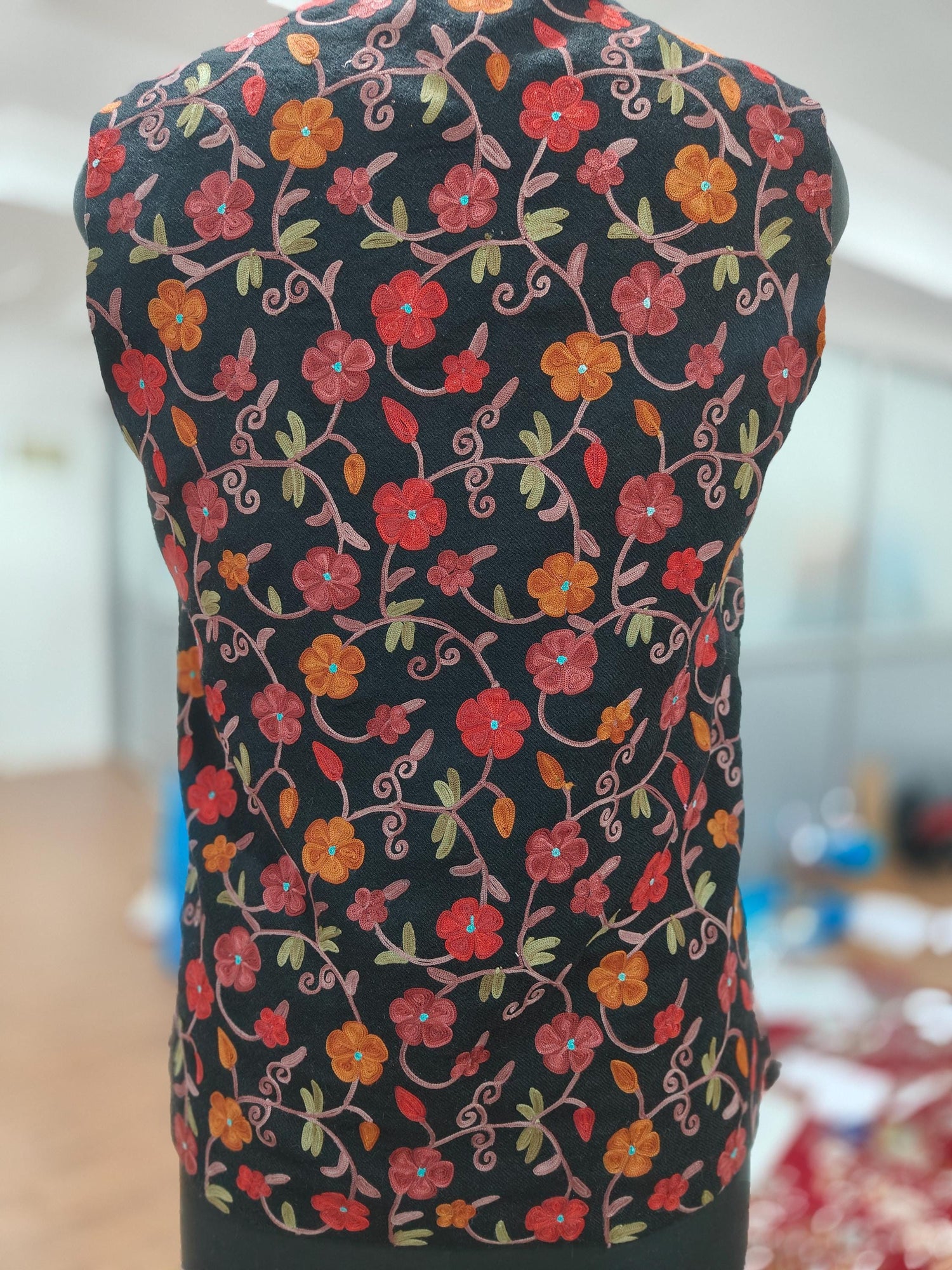 Handmade Kashmiri Floral Embroidered Nehru Jacket: Men&