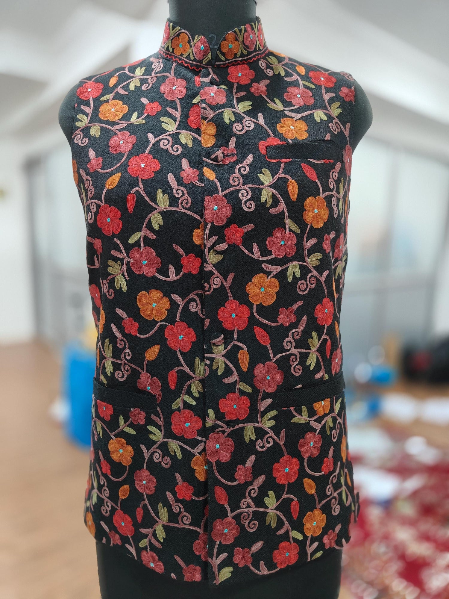 Handmade Kashmiri Floral Embroidered Nehru Jacket: Men&