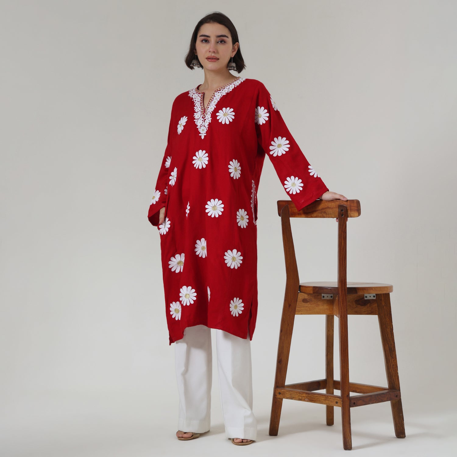 Kashmiri Aari Embroidered Pheran - Traditional Woolen Winter Kurta For Women