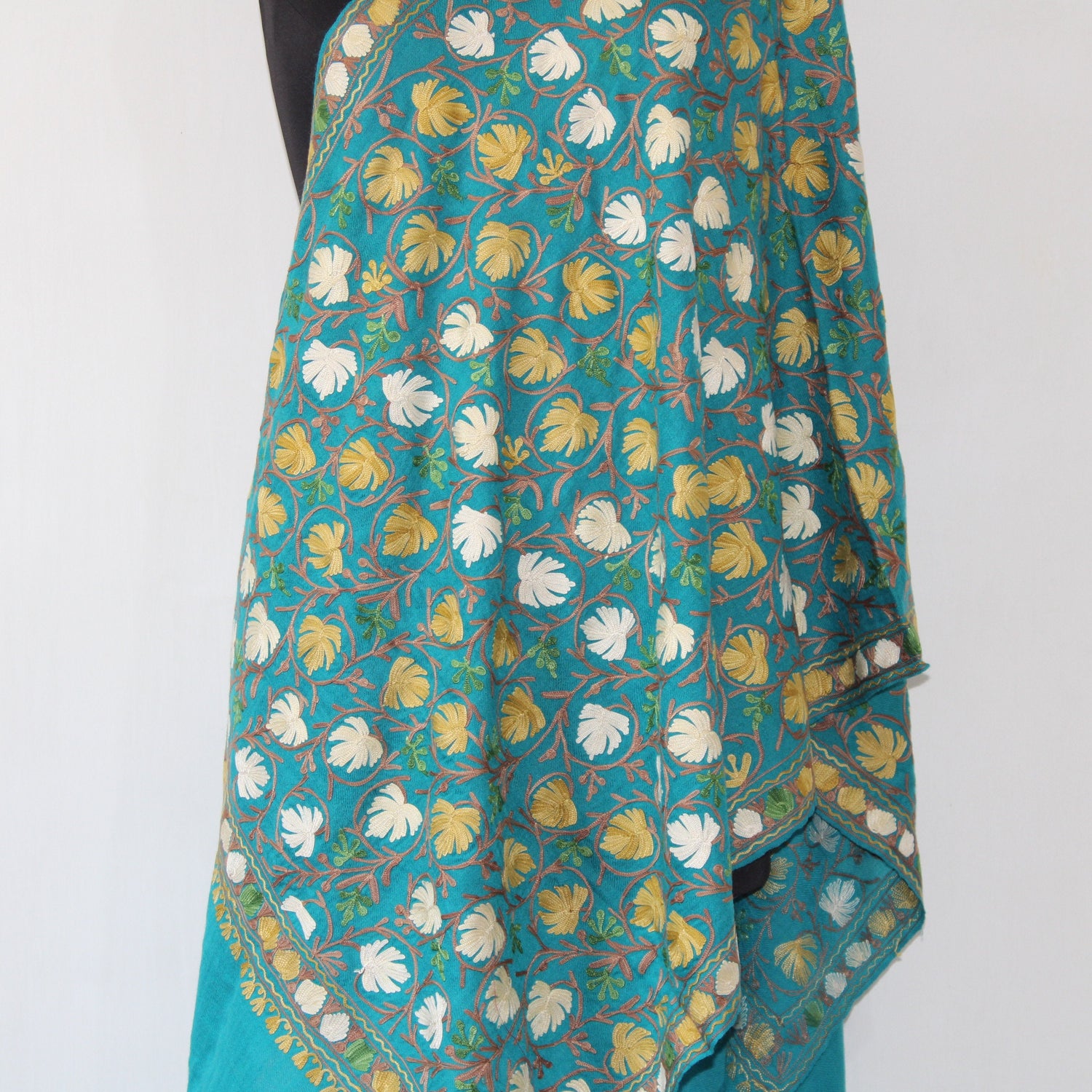 Kashmiri Stole, Fine Merino Wool Aari Embroidered Handmade Stole, Woolen Scarf, Embroidered Shawl And Wraps,