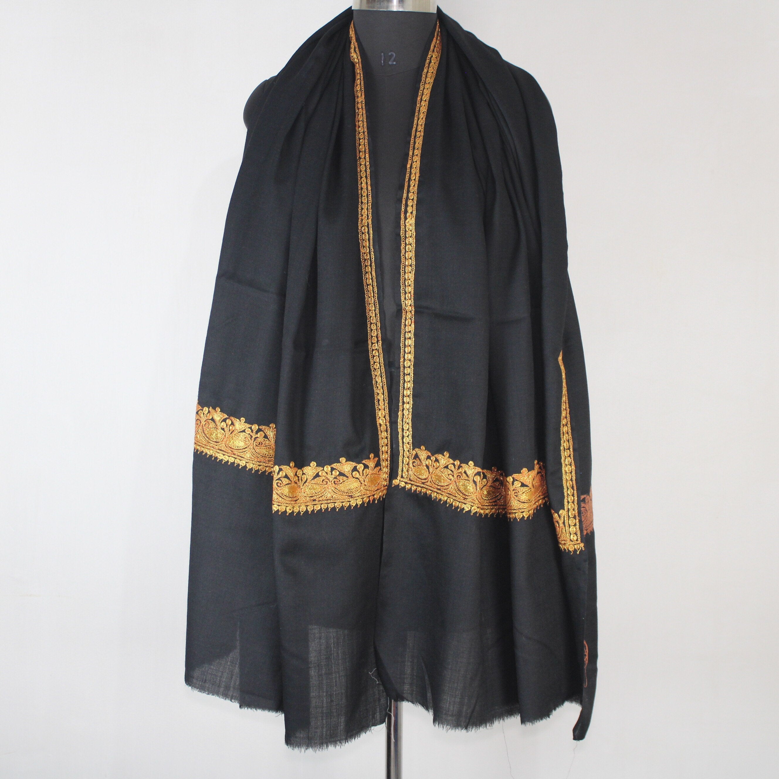 Kashmiri Embroidered Shawl ,Woolen Embroidered Shawl, Kashmiri Tilla Embroidery Shawl, Kashmiri Shawl For Women, Tilla Shawl