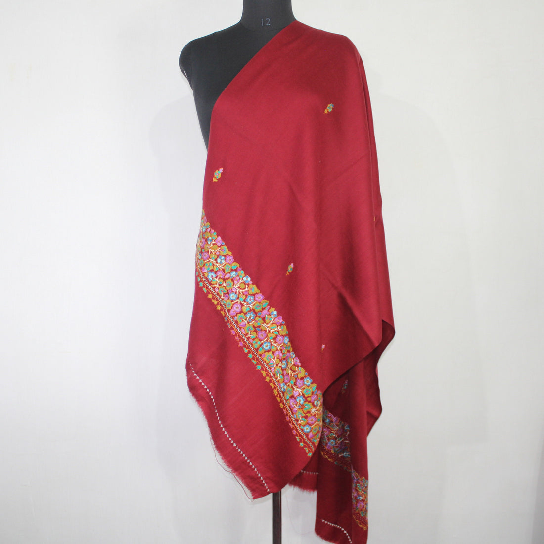 Kashmiri paper mache Embroidery Scarf, woolen Scarf, Kashmiri Handmade Stole/Wrap, handwork stole, maroon Stole, 70cm * 200cm,
