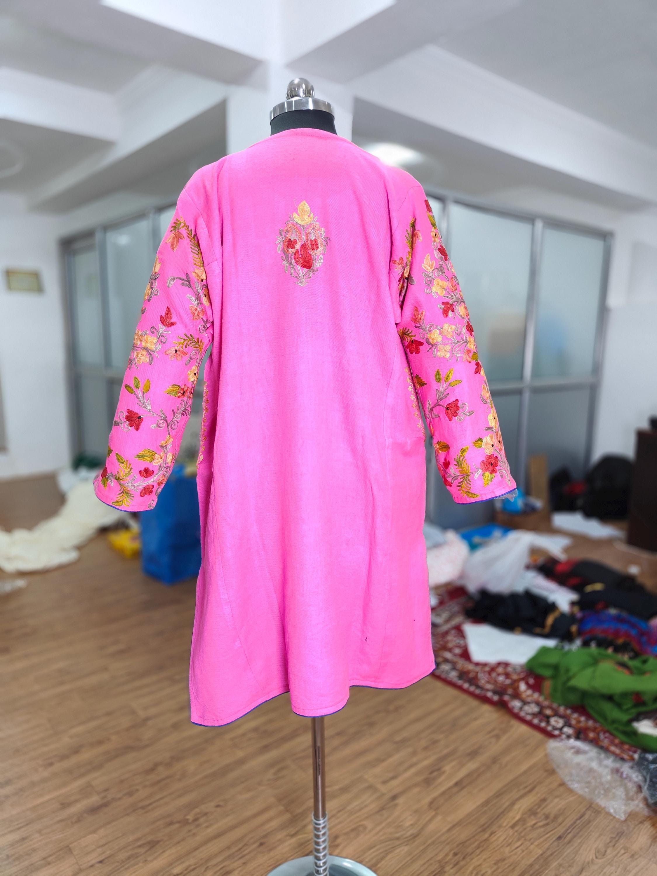 Kashmiri Pheran, Aari Embroidered Pheran, Women Tunics, Indian Kurtis, Ethnic Wear, Indo Western Wear, Traditional Pheran, Woollen Kurti