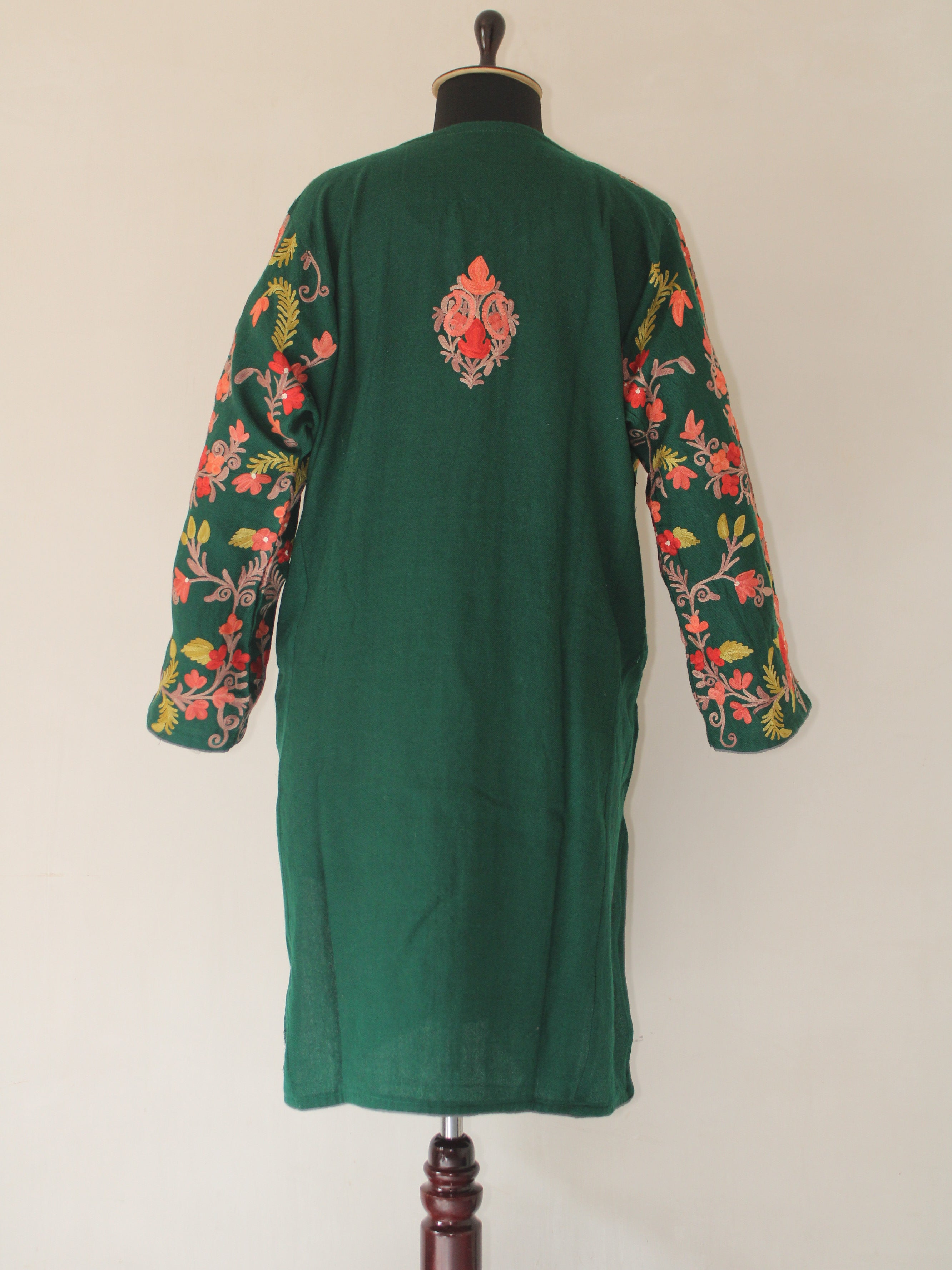 Kashmiri Pheran, Aari Embroidered Pheran, Women Tunics, Indian Kurtis, Ethnic Wear, Indo Western Wear, Traditional Pheran, Woollen Kurti BATIN