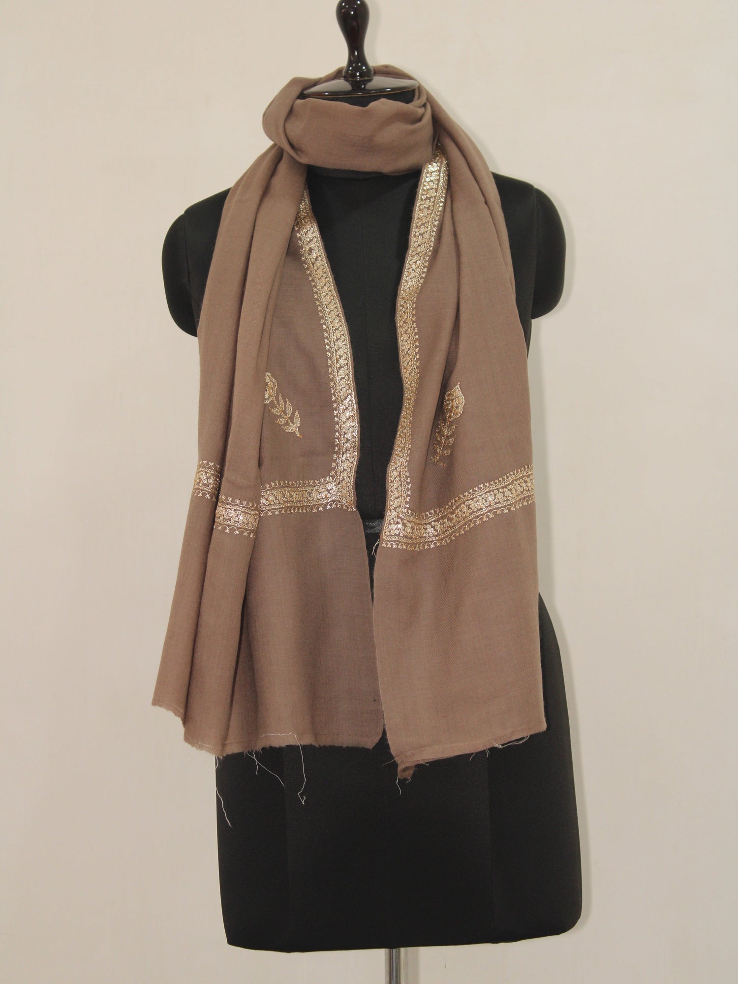 Kashmiri Hand Embroidered Tilla Scarf - BATIN