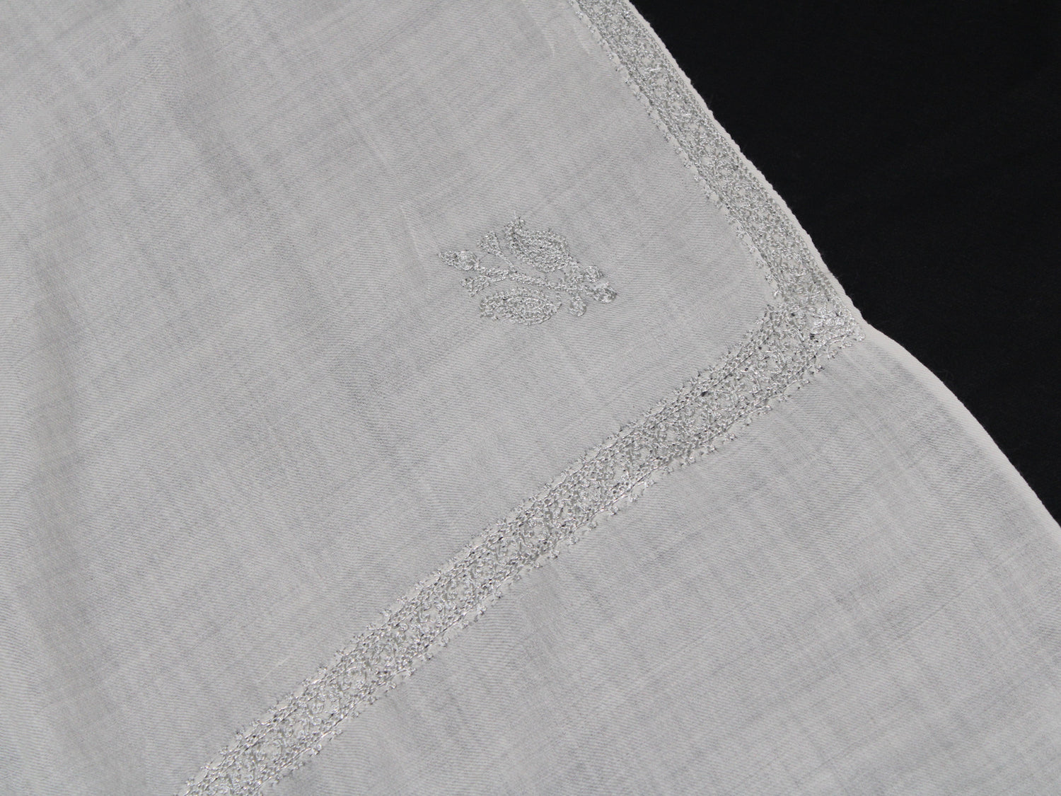 Silver Tilla Hand Embroidered Indian Purewool Stole, Kashmiri Handmade White Scarf - BATIN