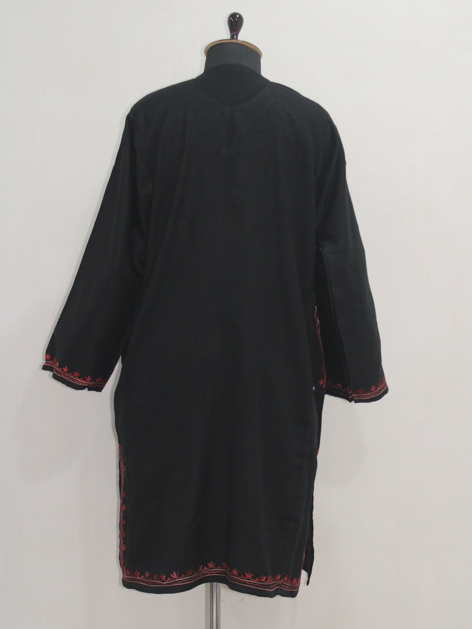 Kashmiri Pheran, Women Tunics, Indian Kurtis, Woolen Embroidered Pheran, Fine Merino Wool 42 Count (Raffal) Pheran