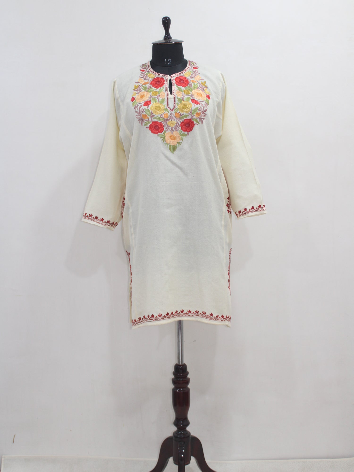 Kashmiri Pheran, Women Tunics, Indian Kurtis, Woolen Embroidered Pheran, Fine Merino Wool 42 Count (Raffal) Pheran