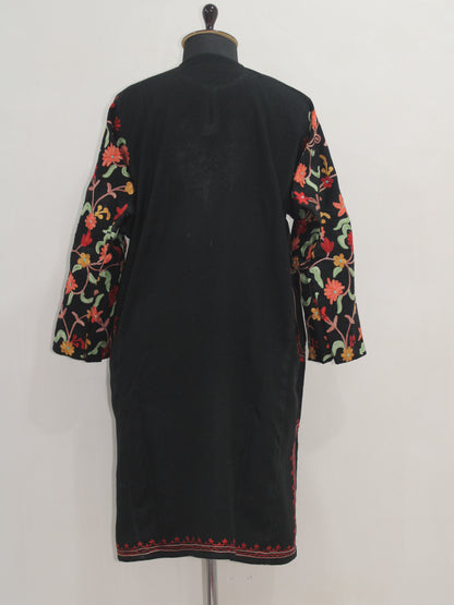 Kashmiri Pheran, Floral Embroidered Woolen Pheran, Women Tunics, Indian Kurtis, Fine Merino Wool 42 Count (Raffal) Poshkar Naaldhar/jaaldhar Pheran