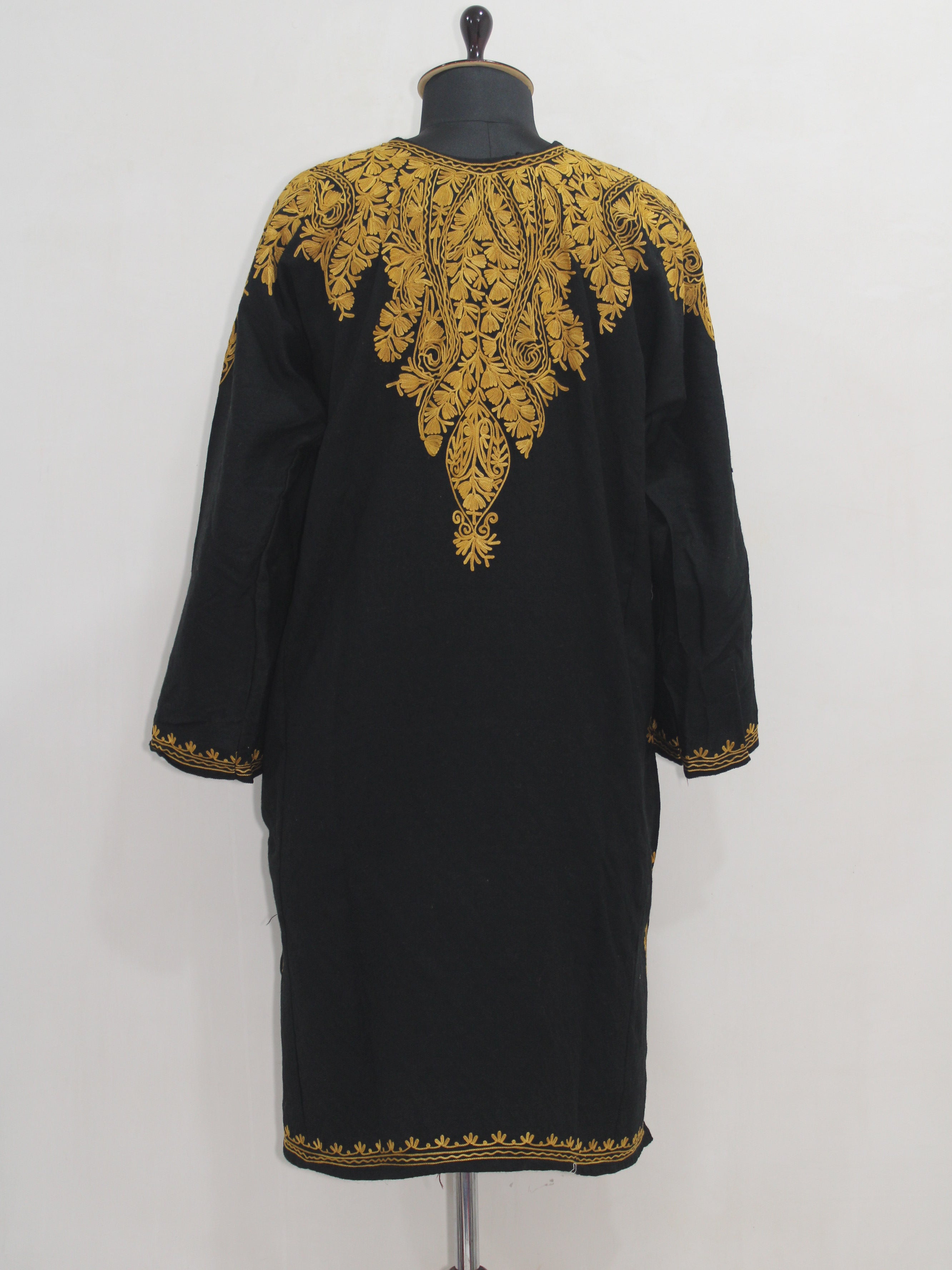 Kashmiri Aari Embroidered Woolen Pheran, Loose Fit Kurta for Women, Paisley Front Back Design