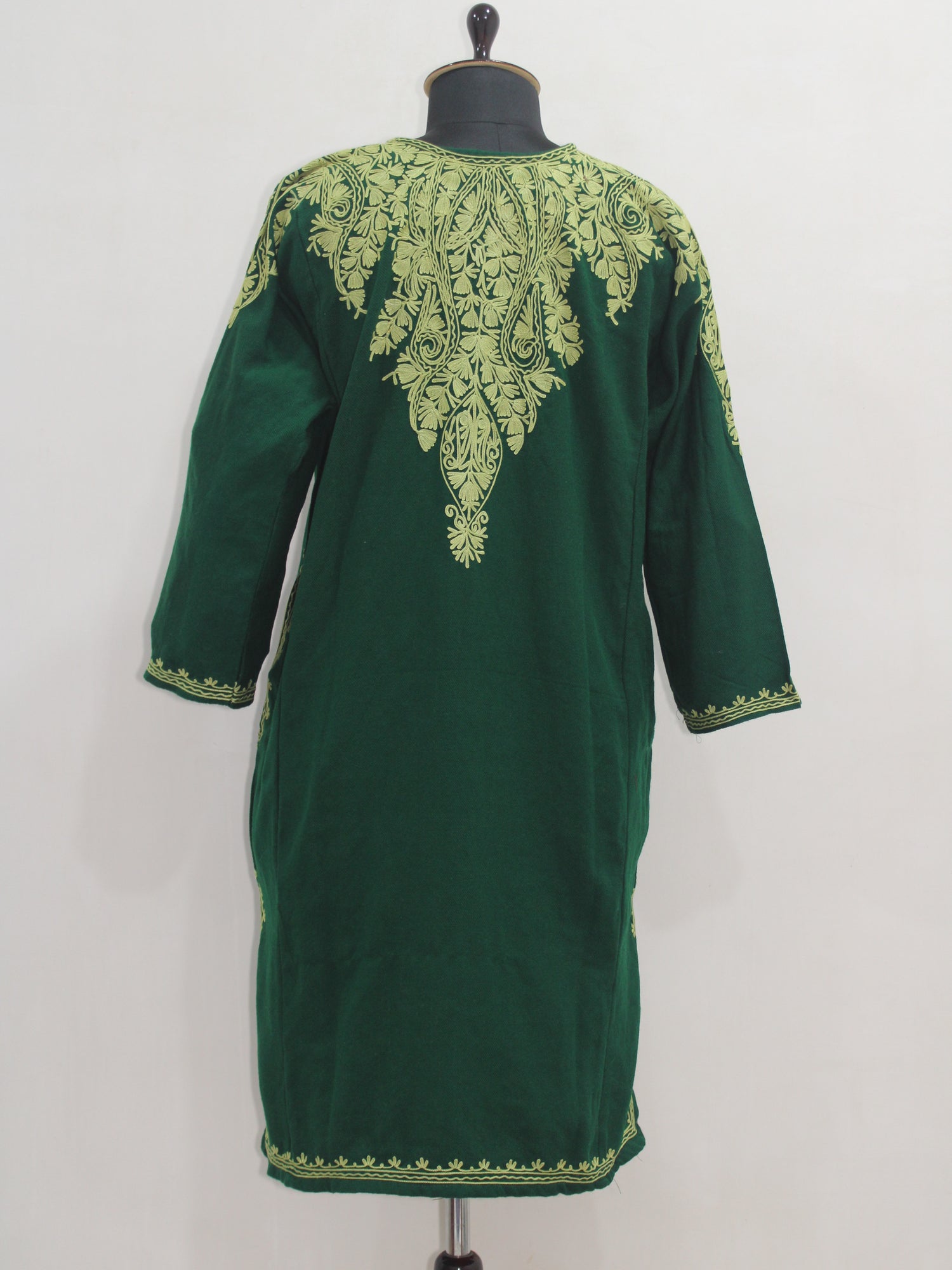 Kashmiri Aari Embroidered Woolen Pheran, Loose Fit Kurta for Women, Paisley Front Back Design