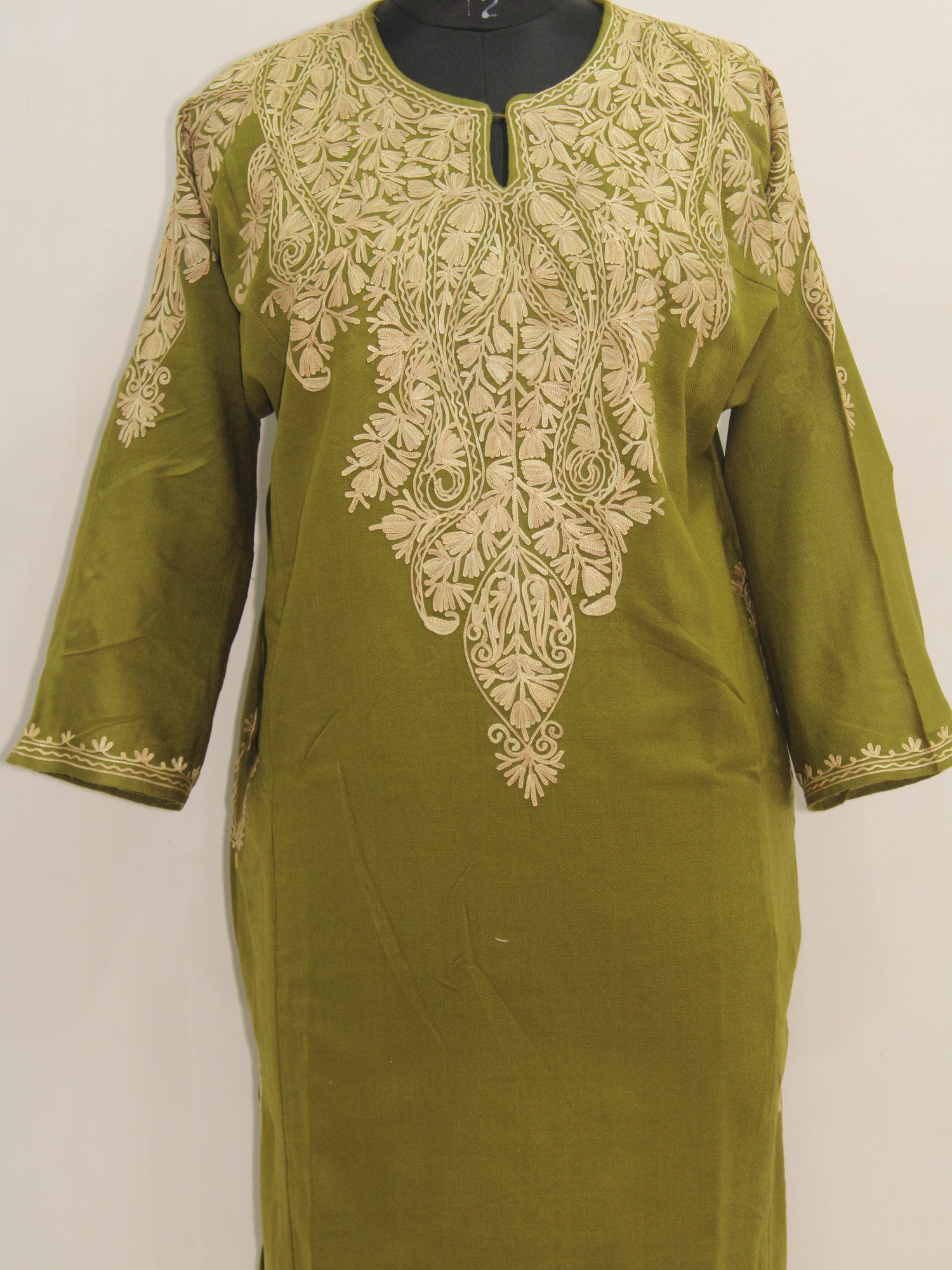Kashmiri Aari Embroidered Woolen Pheran, Loose Fit Kurta for Women, Paisley Front Back Design