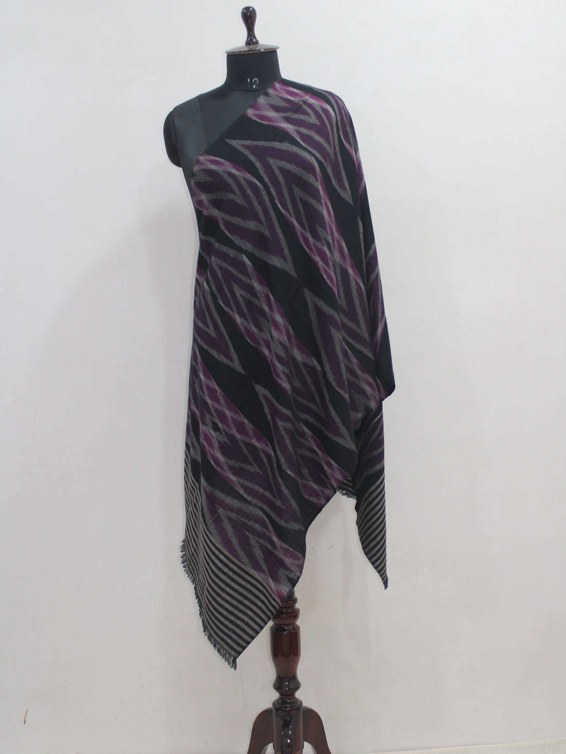 Pure Pashmina Handwoven Ikat Stole / Scarf